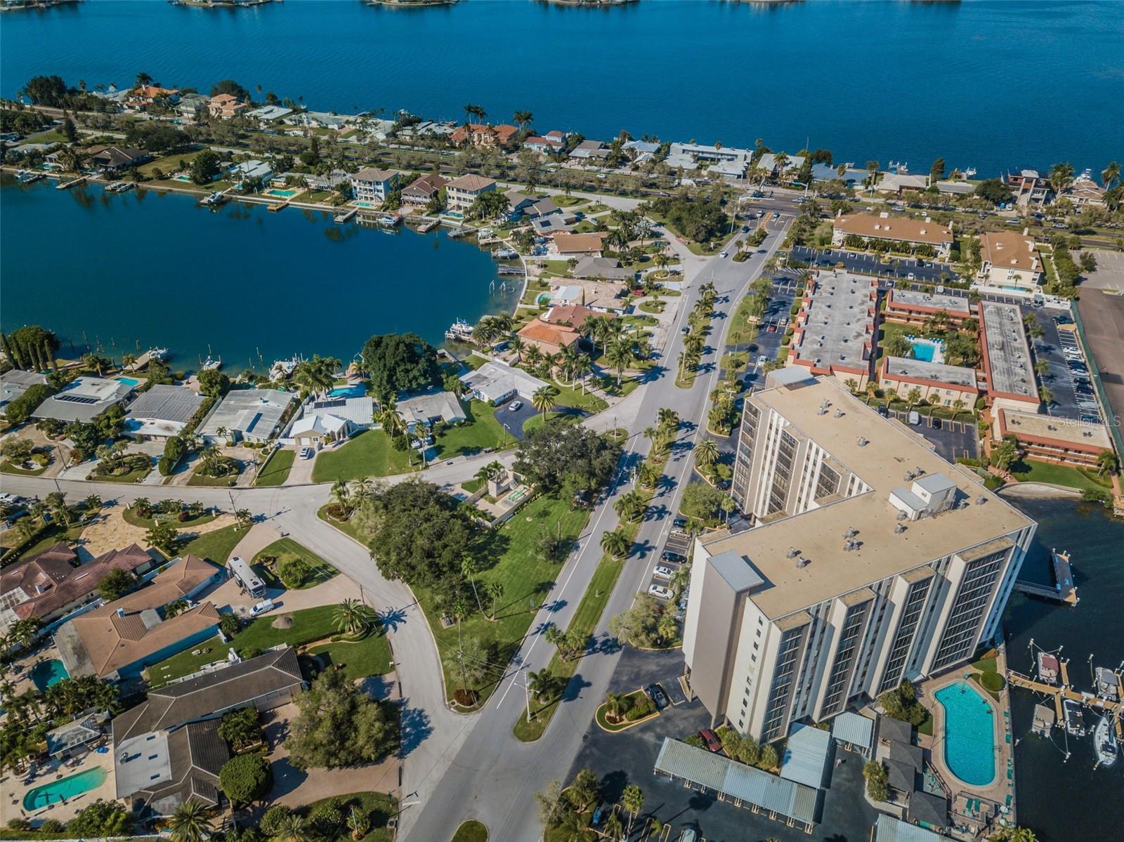 10355 PARADISE BLVD #711, TREASURE ISLAND, FL — photo 37
