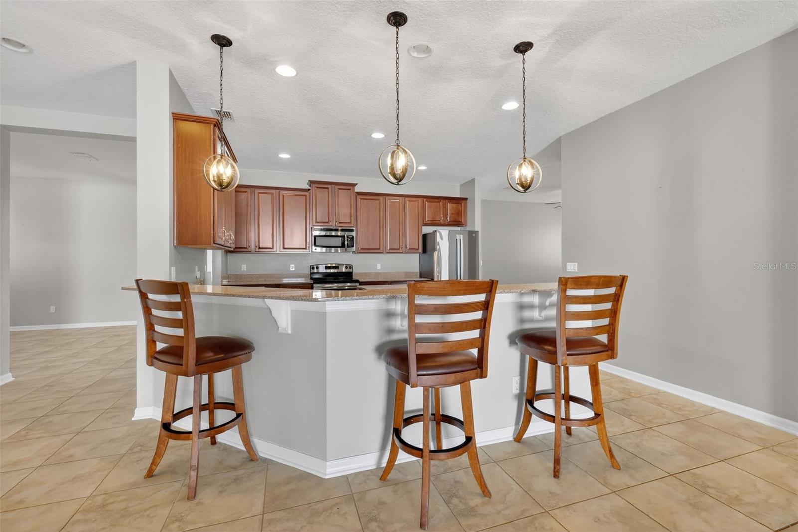 2451 PLUMADORE DR, GRAND ISLAND, FL — photo 18