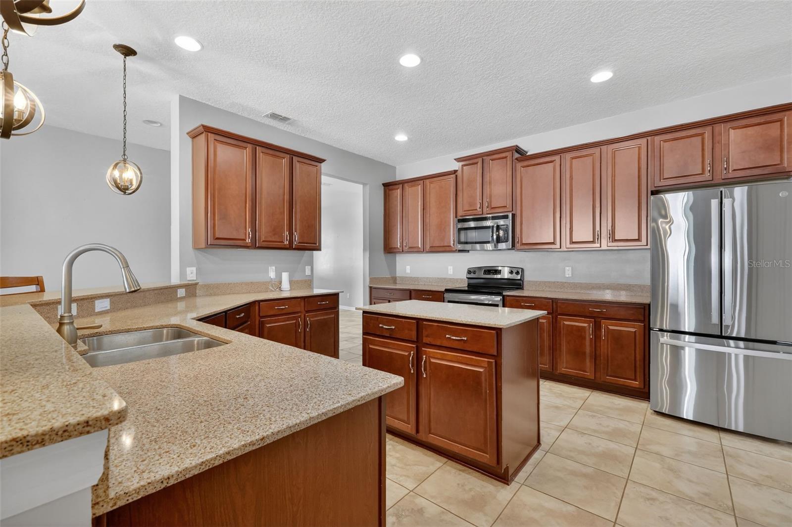 2451 PLUMADORE DR, GRAND ISLAND, FL — photo 20