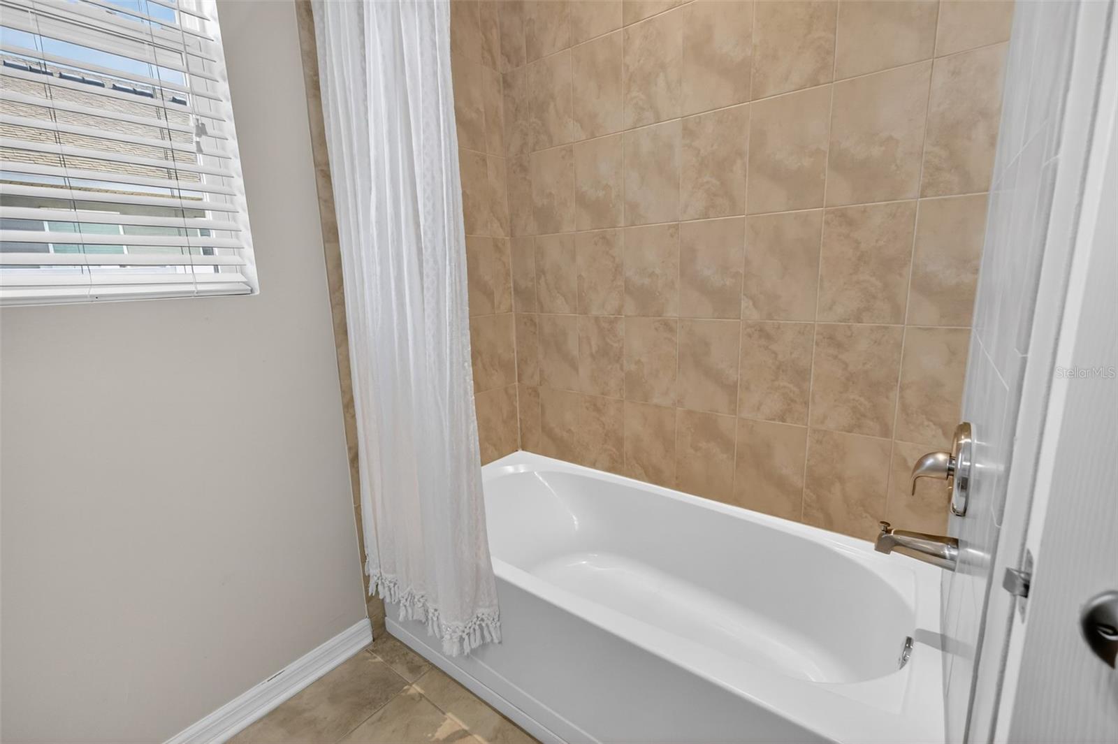 2451 PLUMADORE DR, GRAND ISLAND, FL — photo 51