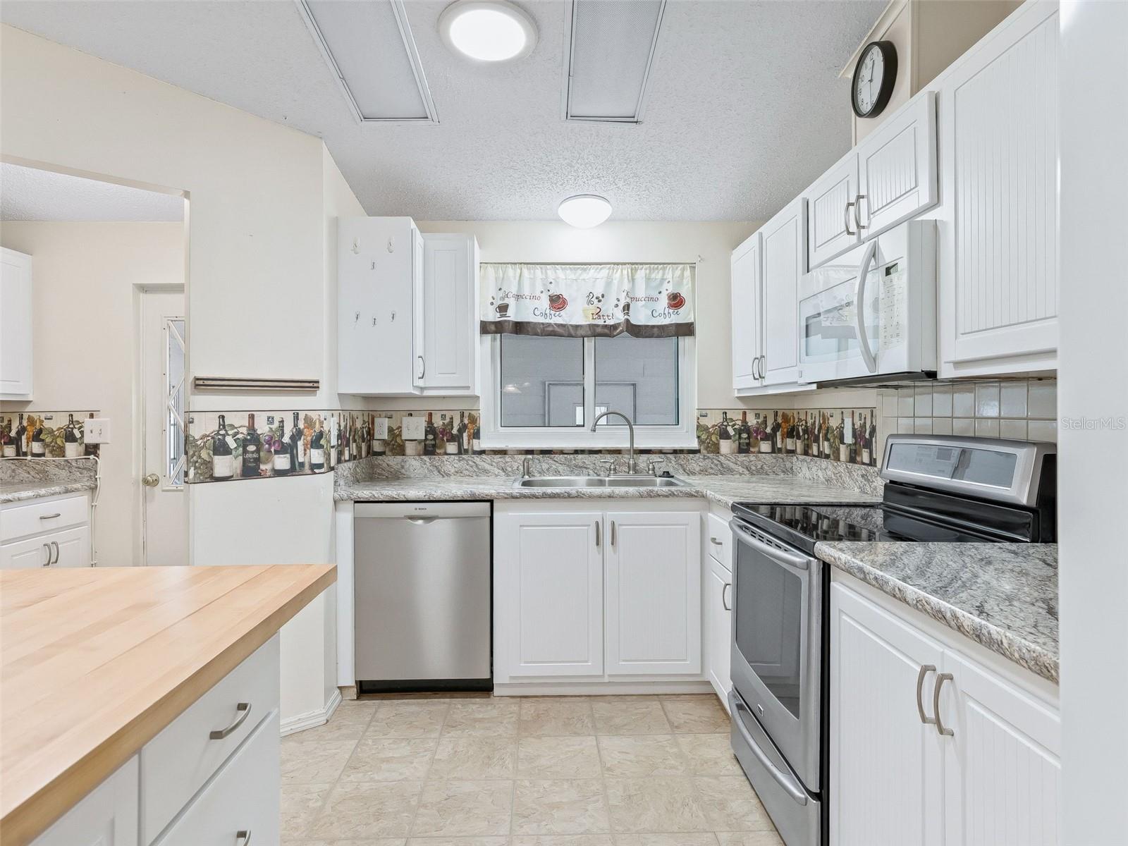 920 SAINT ANDREWS BLVD, THE VILLAGES, FL — photo 11