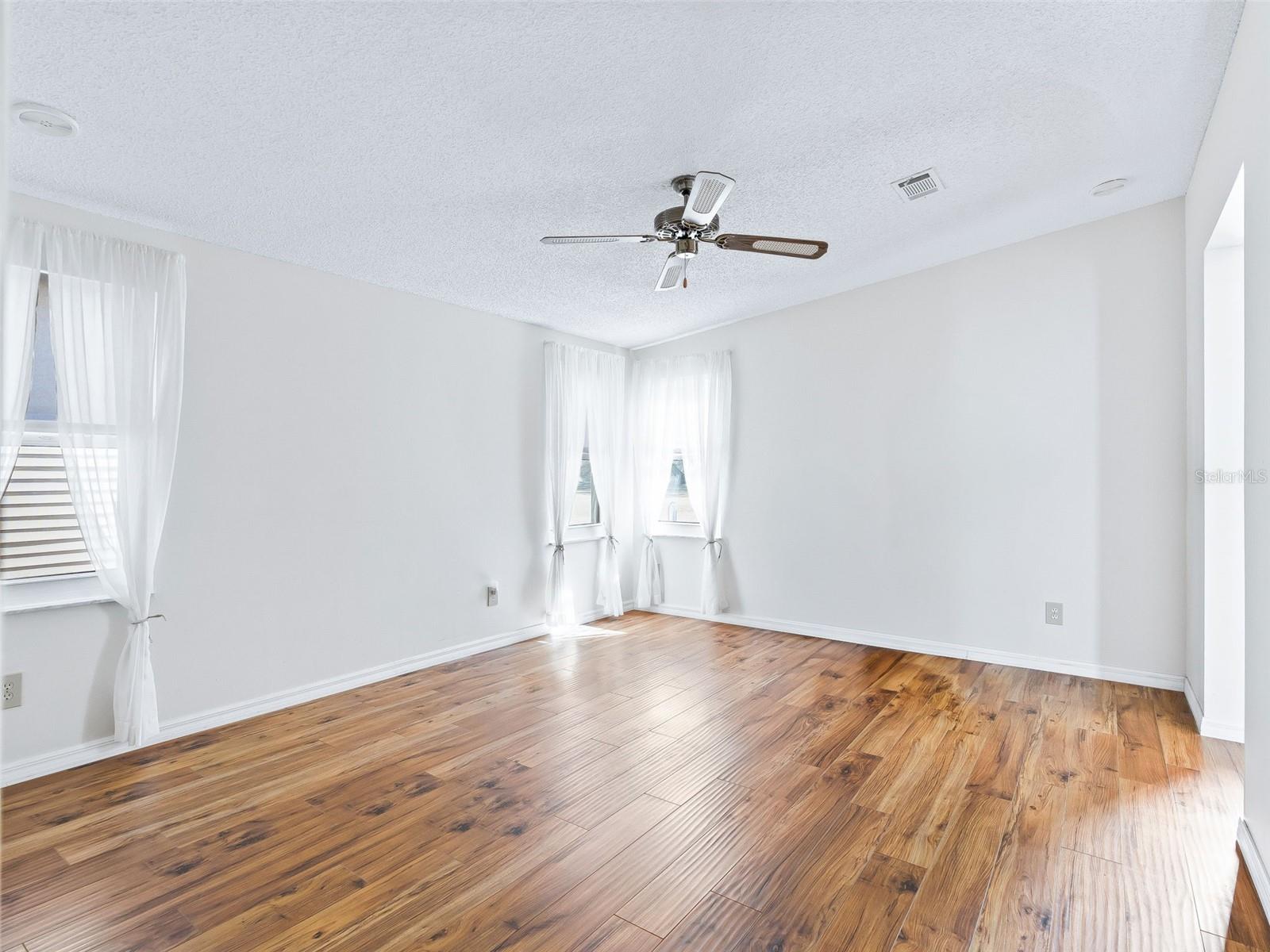 920 SAINT ANDREWS BLVD, THE VILLAGES, FL — photo 38