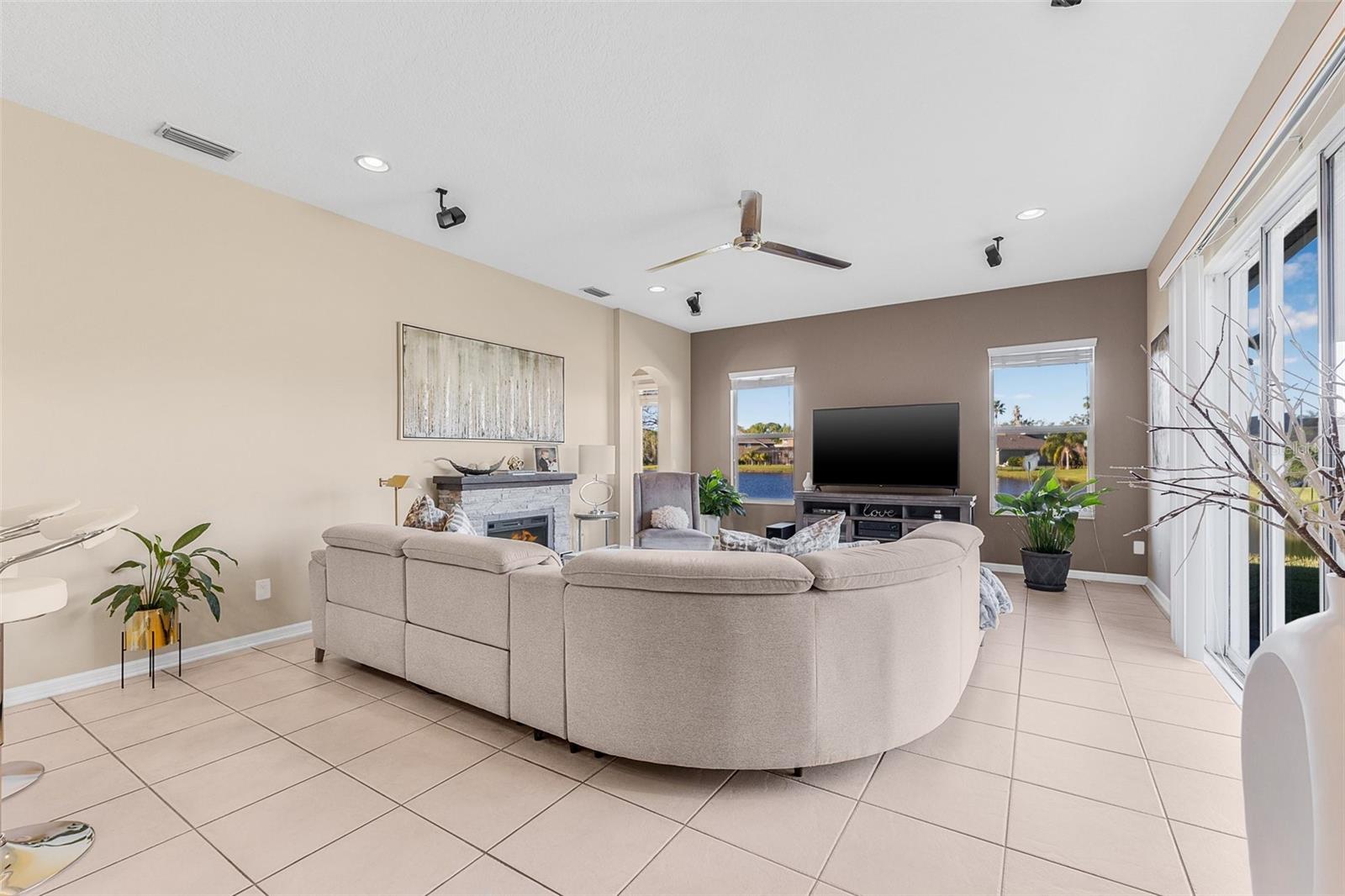 4315 70TH AVE E, ELLENTON, FL — photo 17