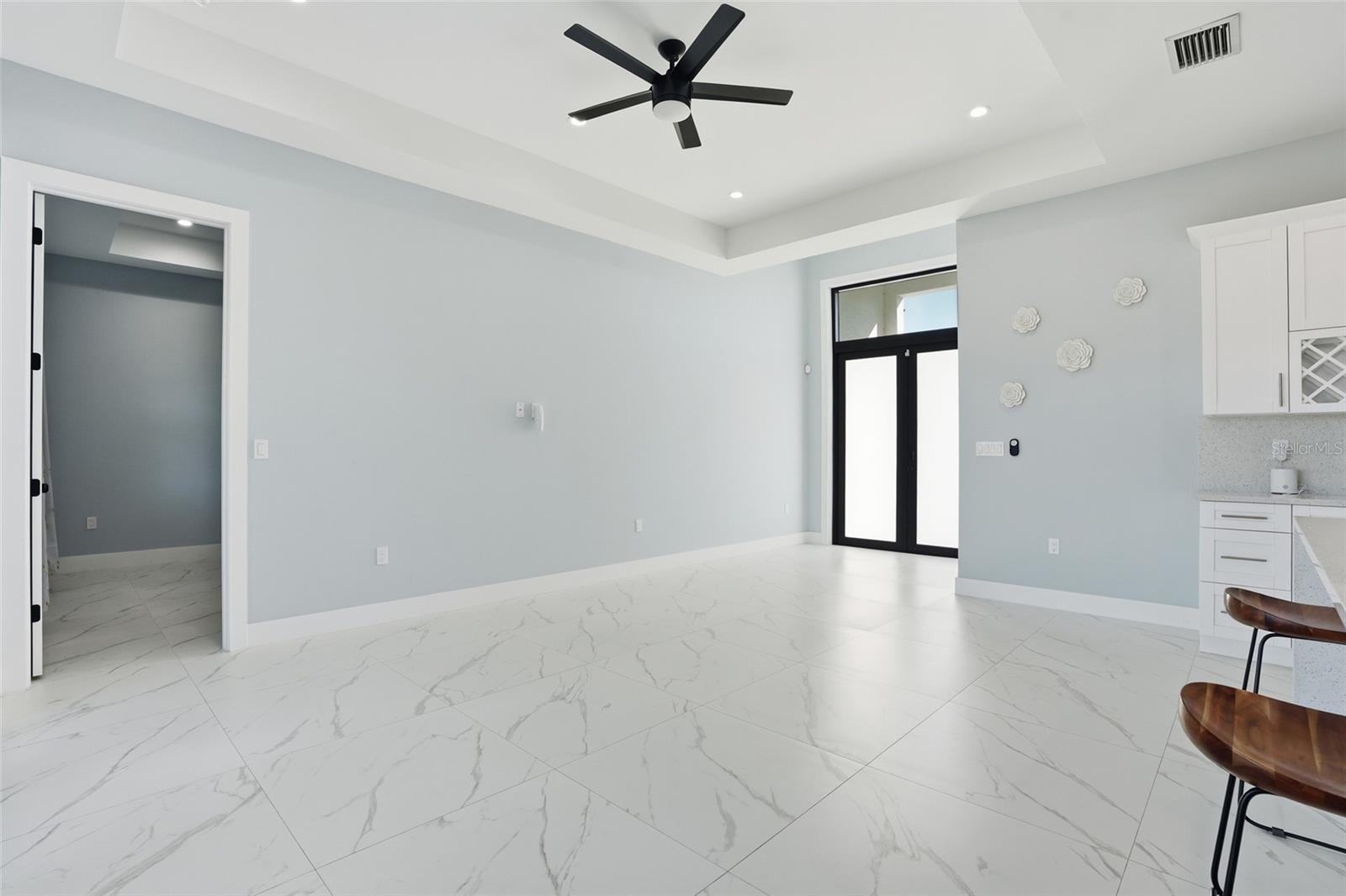 2415 56TH AVE NE, NAPLES, FL — photo 4