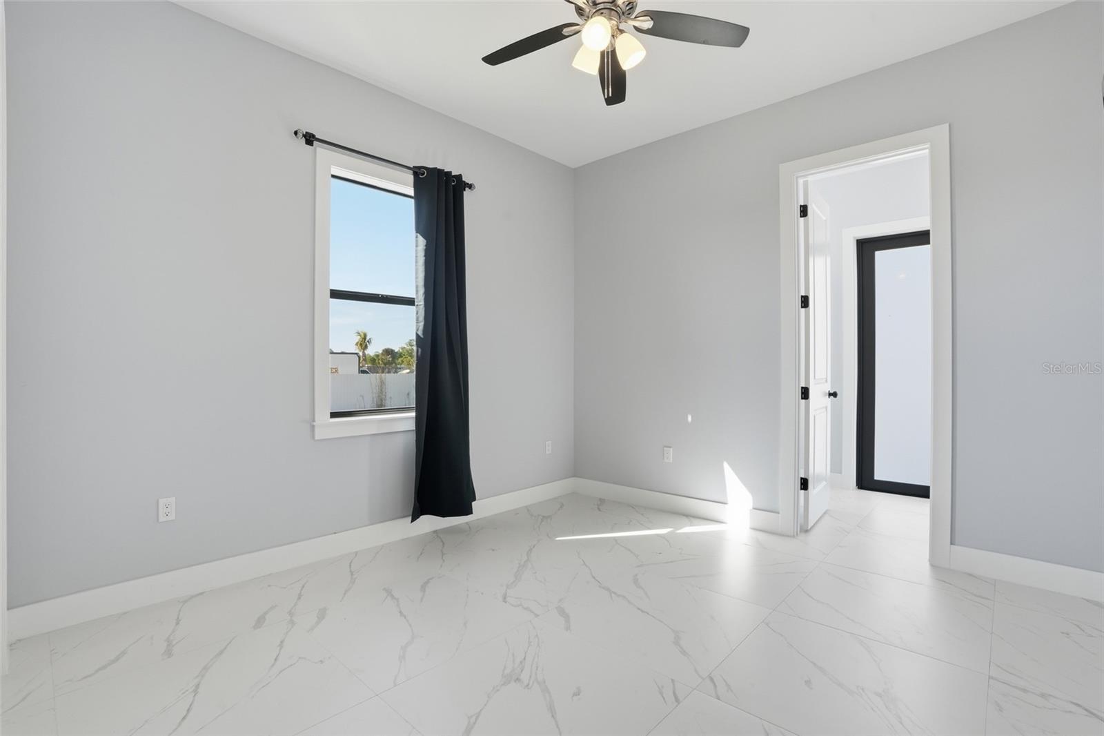 2415 56TH AVE NE, NAPLES, FL — photo 17