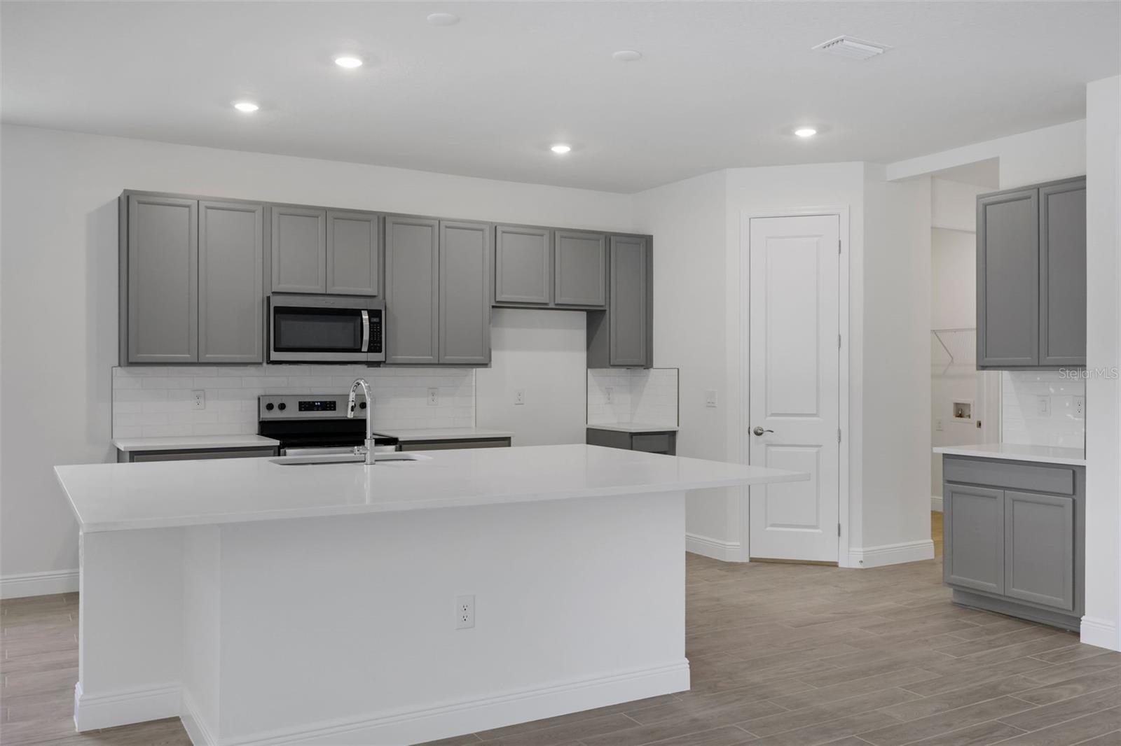 17374 CRISP APPLE LN, LAND O LAKES, FL — photo 26