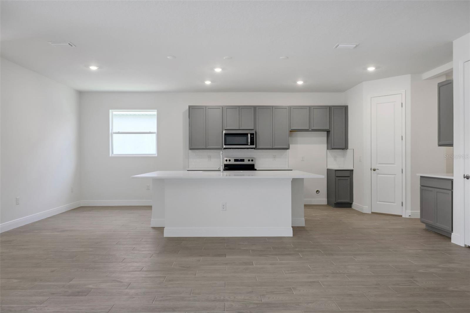 17374 CRISP APPLE LN, LAND O LAKES, FL — photo 31