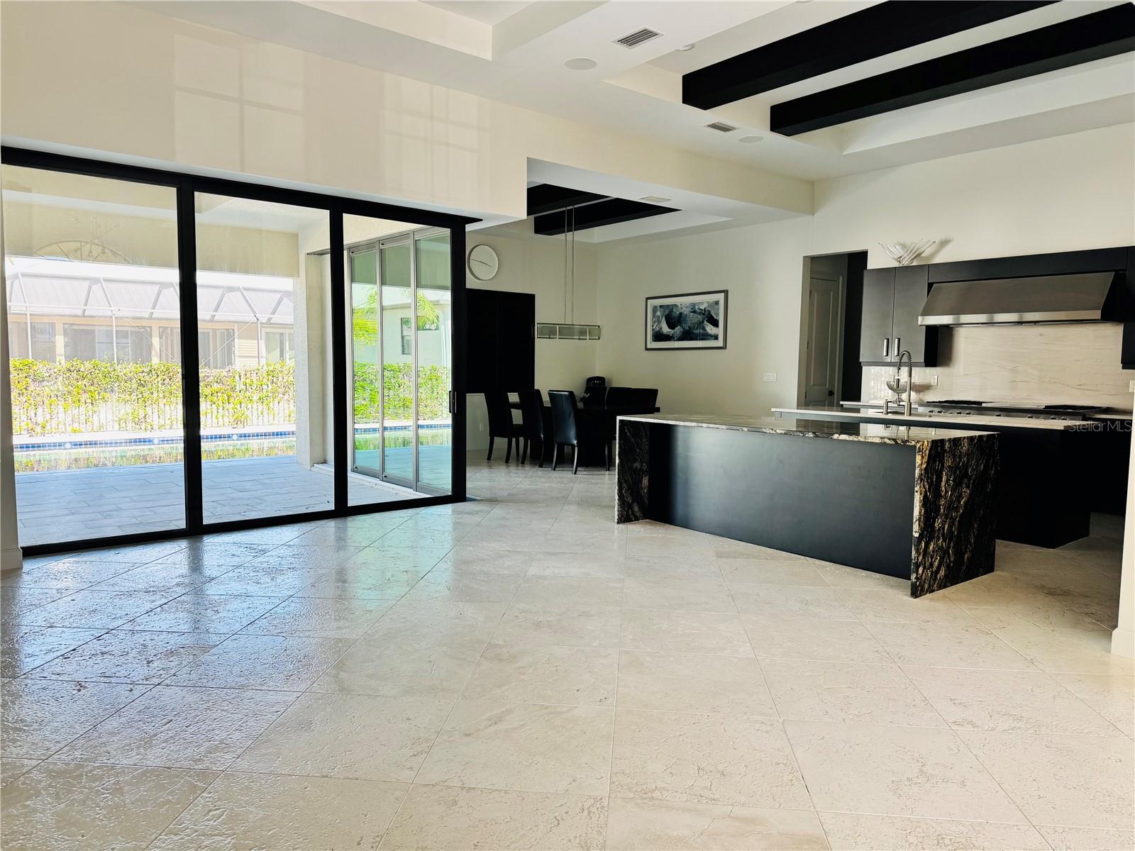8533 S LAKE CIR, FORT MYERS, FL — photo 6
