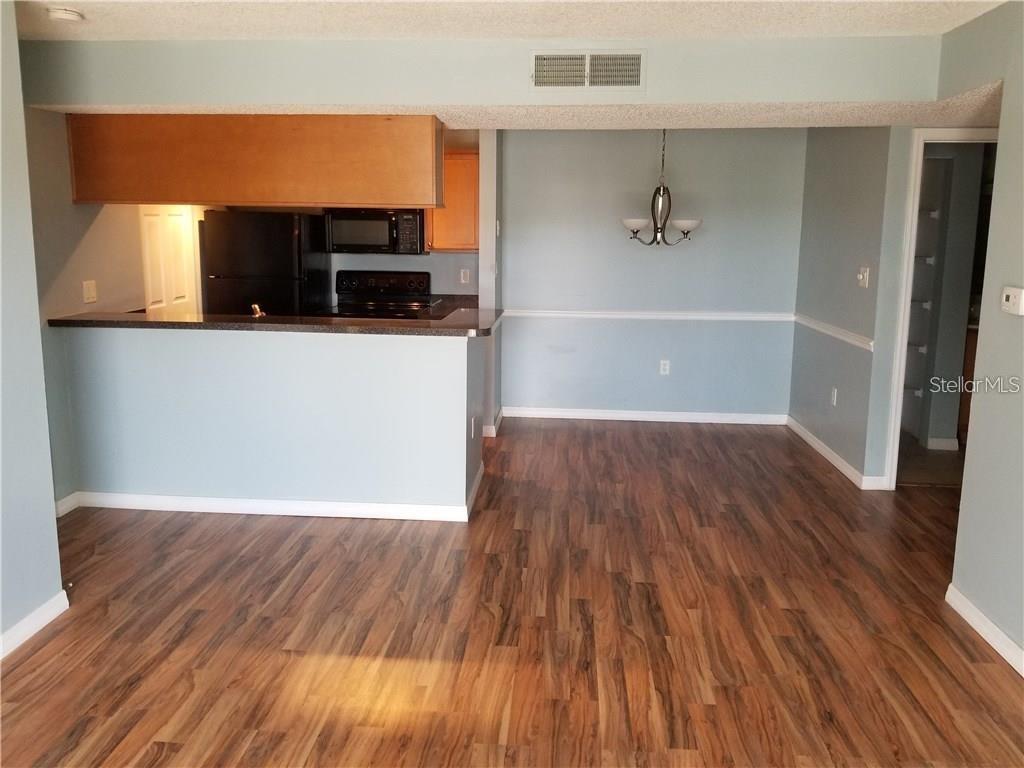 803 LAKE HAVEN SQ #202, BRANDON, FL — photo 16