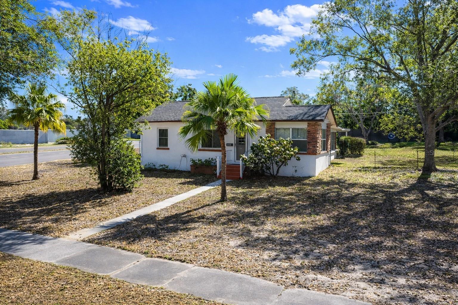1240 DRUID CIR, LAKE WALES, FL — photo 2