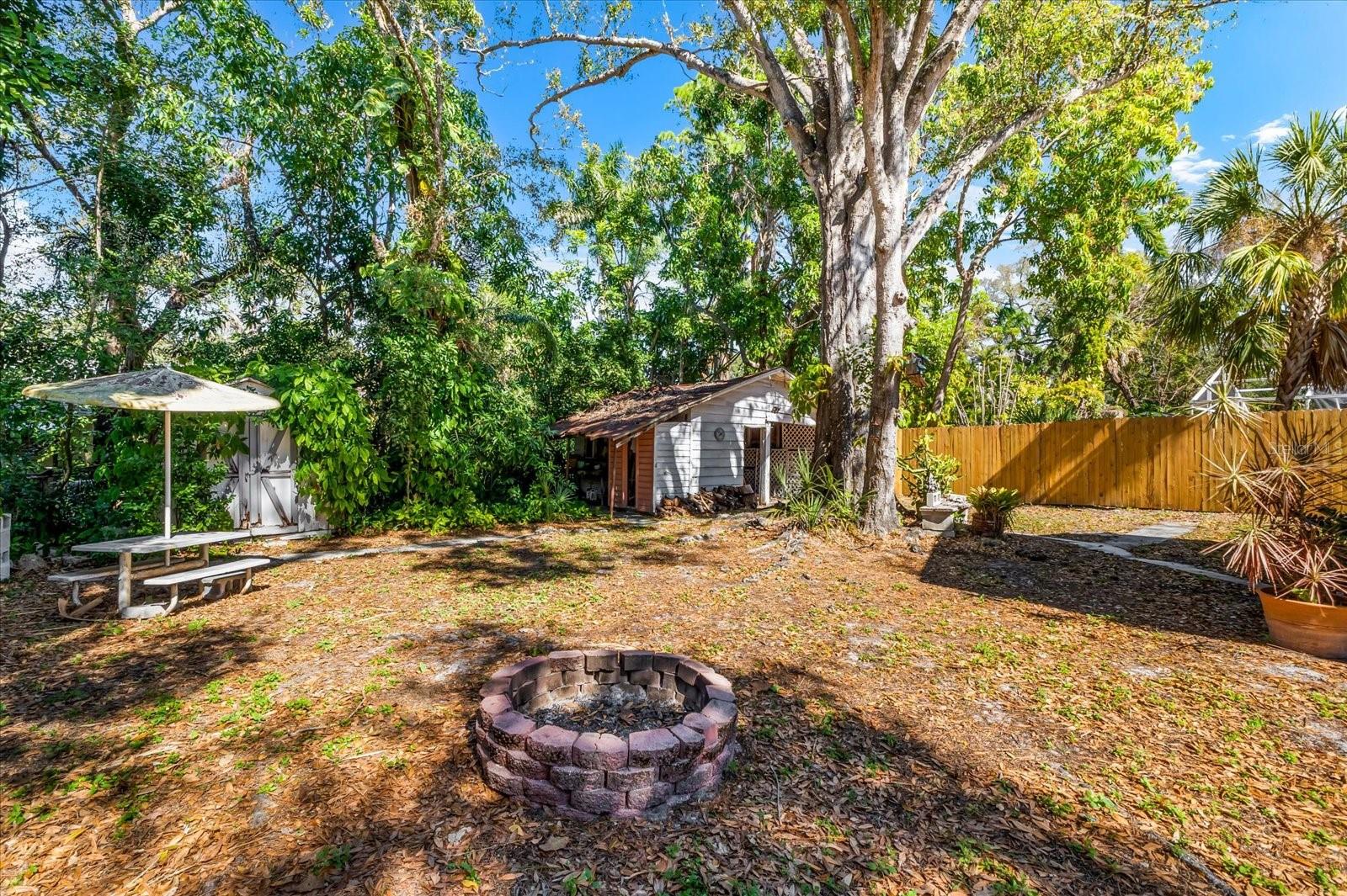 2726 8TH AVE W, BRADENTON, FL — photo 41