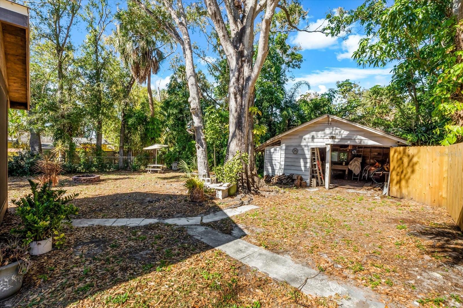 2726 8TH AVE W, BRADENTON, FL — photo 42