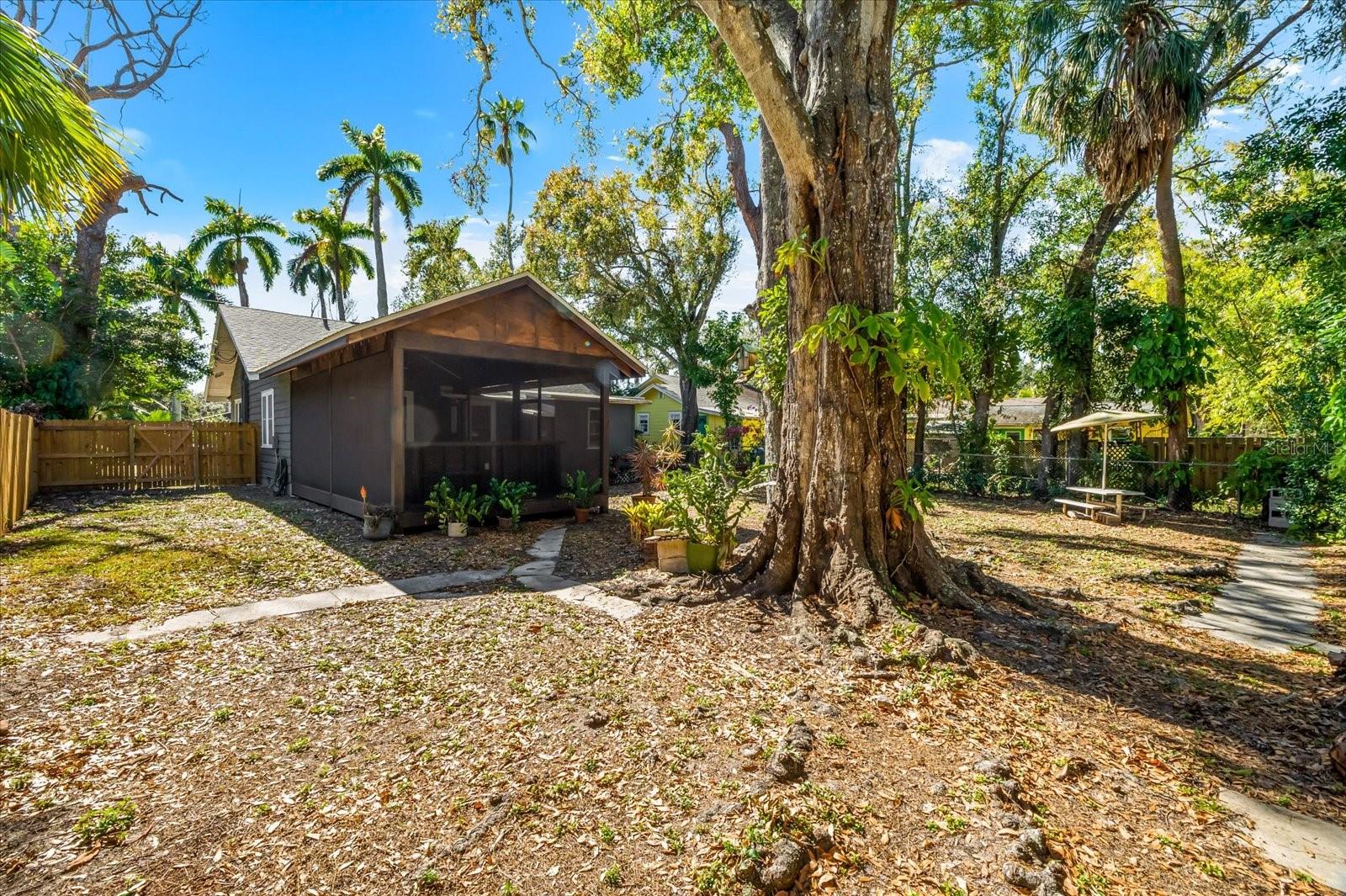 2726 8TH AVE W, BRADENTON, FL — photo 43