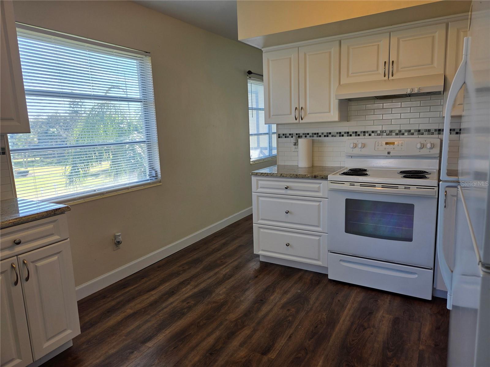 2448 COLUMBIA DR #72, CLEARWATER, FL — photo 12