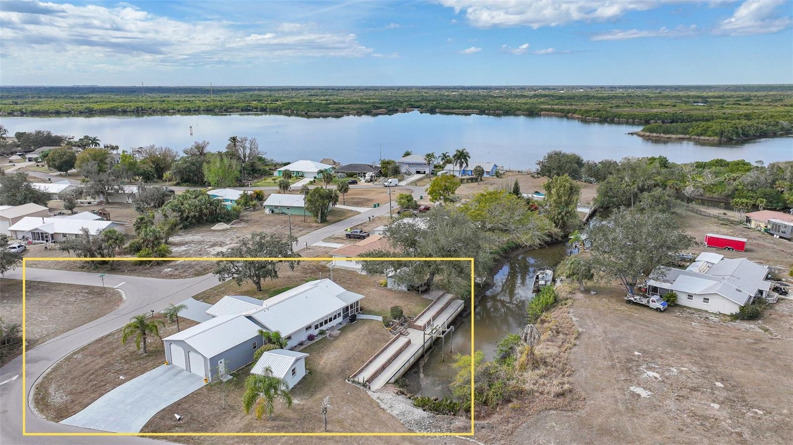405 RIDGECREST DR, PUNTA GORDA, FL — photo 2
