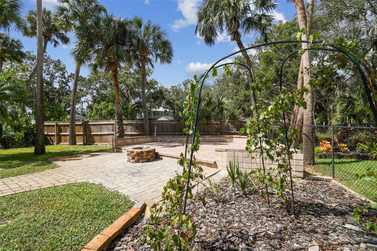 1705 MEYERS COVE DR, TARPON SPRINGS, FL — photo 59
