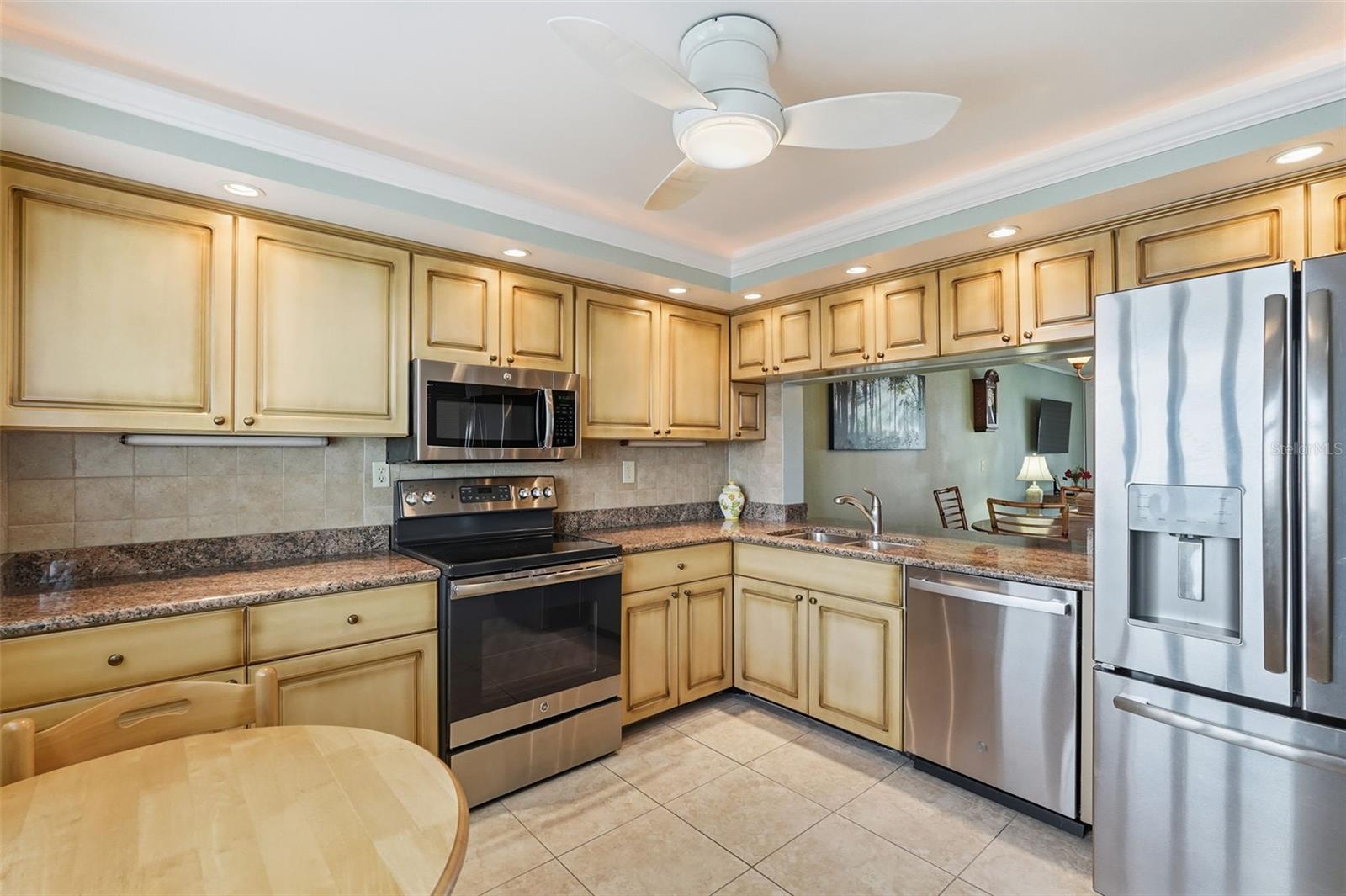 1581 GULF BLVD #403N, CLEARWATER BEACH, FL — photo 9