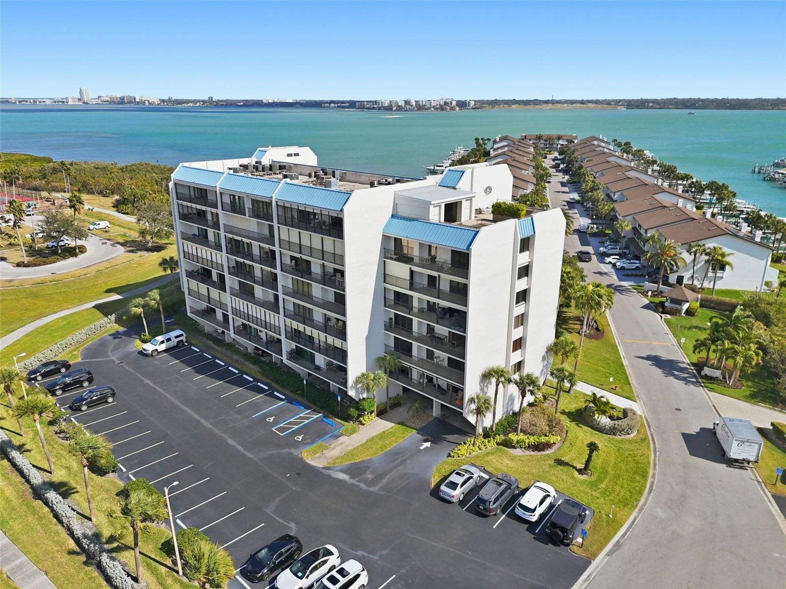 1581 GULF BLVD #403N, CLEARWATER BEACH, FL — photo 33