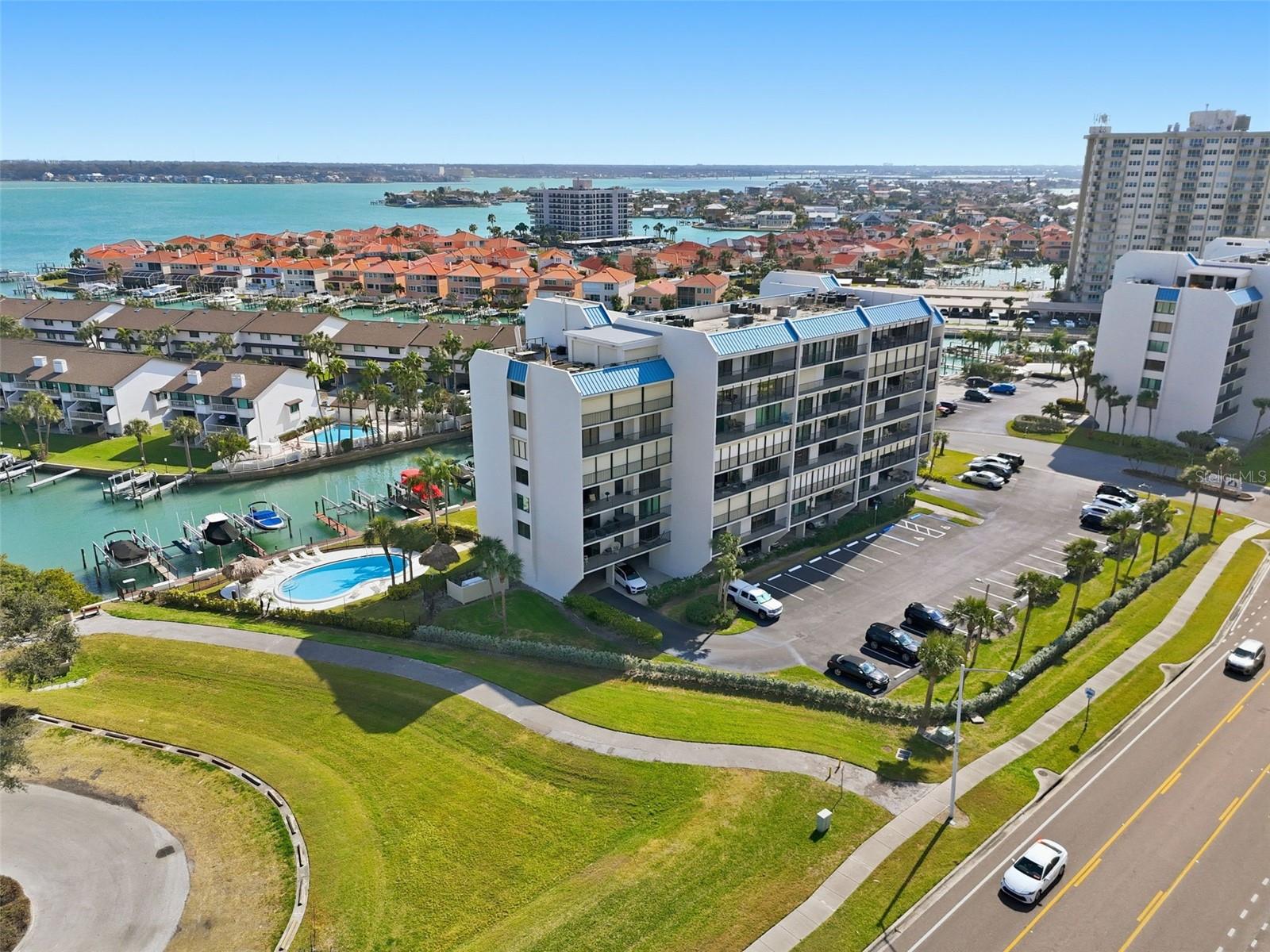 1581 GULF BLVD #403N, CLEARWATER BEACH, FL — photo 34