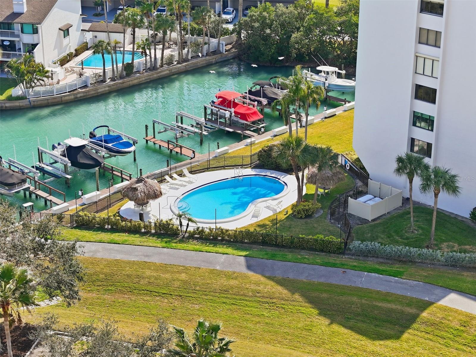 1581 GULF BLVD #403N, CLEARWATER BEACH, FL — photo 2