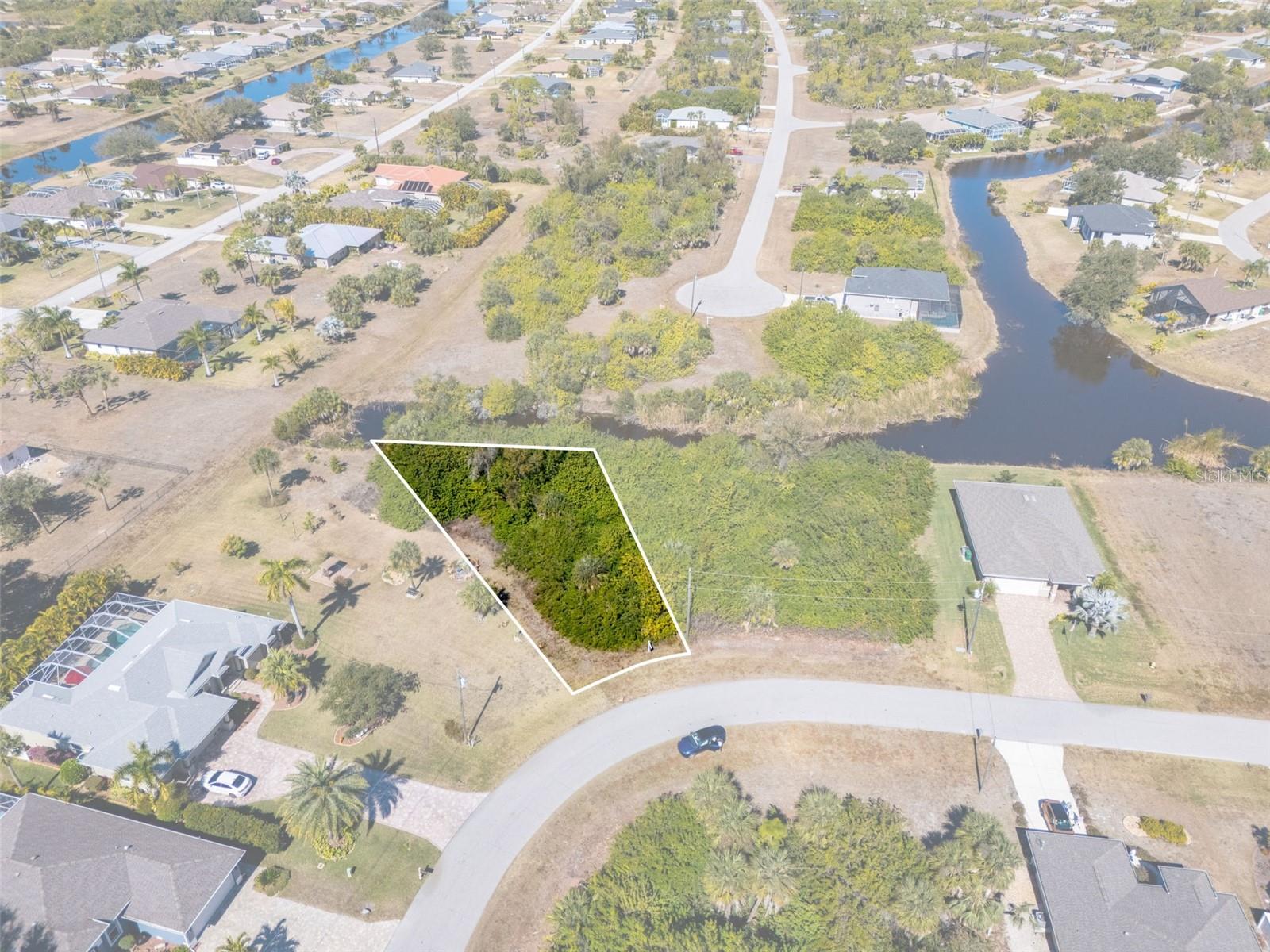 132 CREVALLE RD, ROTONDA WEST, FL — photo 9
