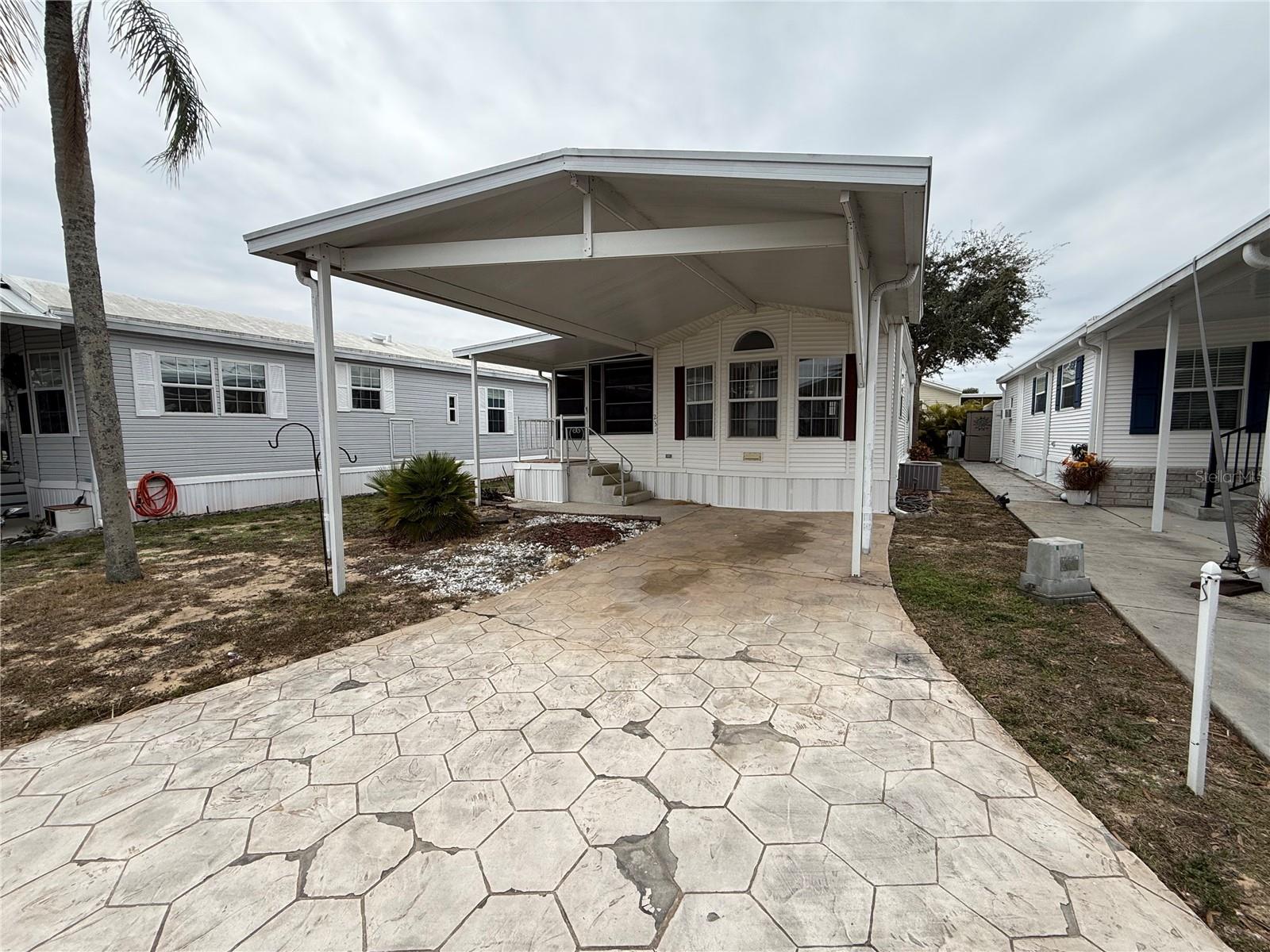 231 ST GEORGE DR, DAVENPORT, FL — photo 2