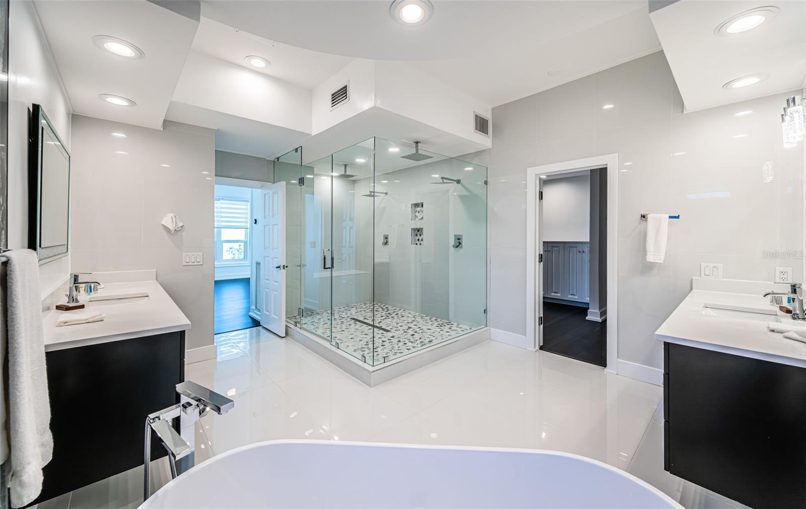 5212 62ND AVE S, ST PETERSBURG, FL — photo 37