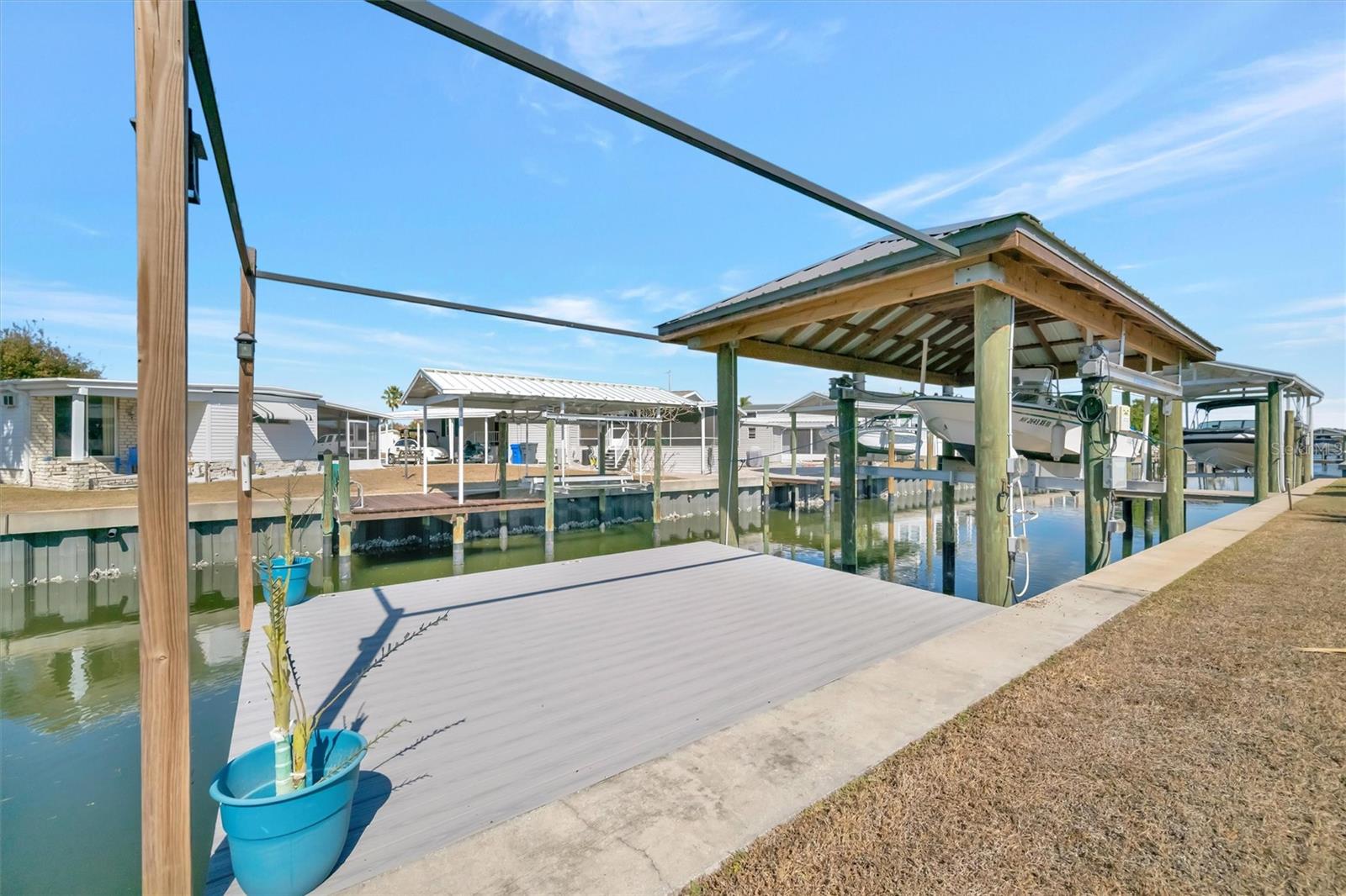 129 E SAINT LUCIA LOOP, APOLLO BEACH, FL — photo 3