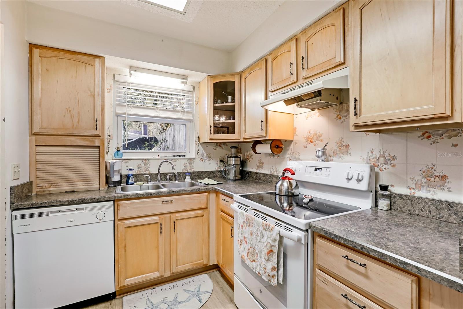 531 LORING AVE, ORANGE PARK, FL — photo 5