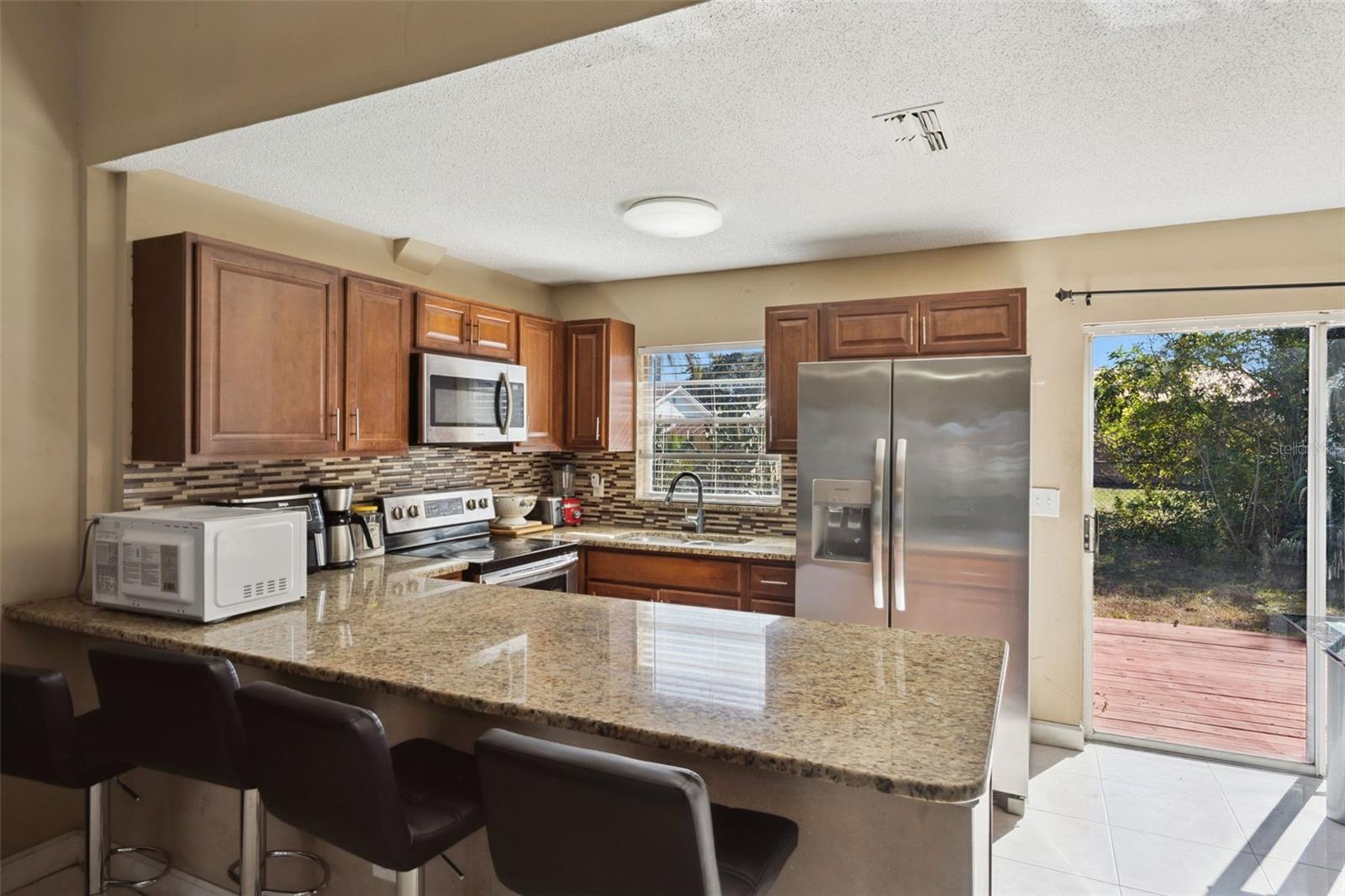 143 MANTE DR, KISSIMMEE, FL — photo 3
