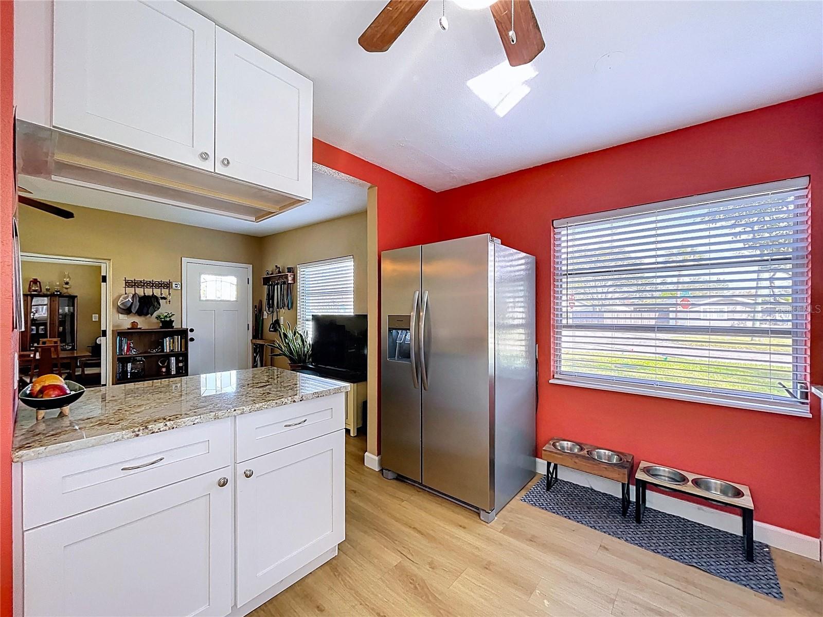 4042 ARKANSAS AVE NE, ST PETERSBURG, FL — photo 10