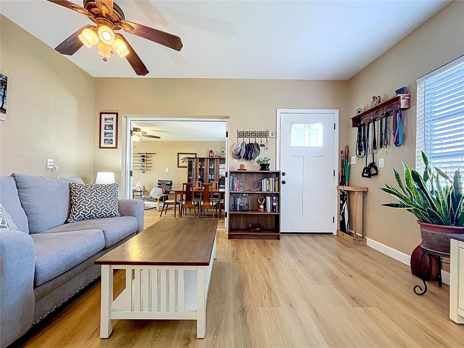 4042 ARKANSAS AVE NE, ST PETERSBURG, FL — photo 13