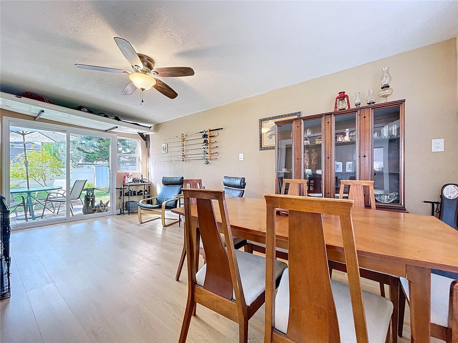 4042 ARKANSAS AVE NE, ST PETERSBURG, FL — photo 16