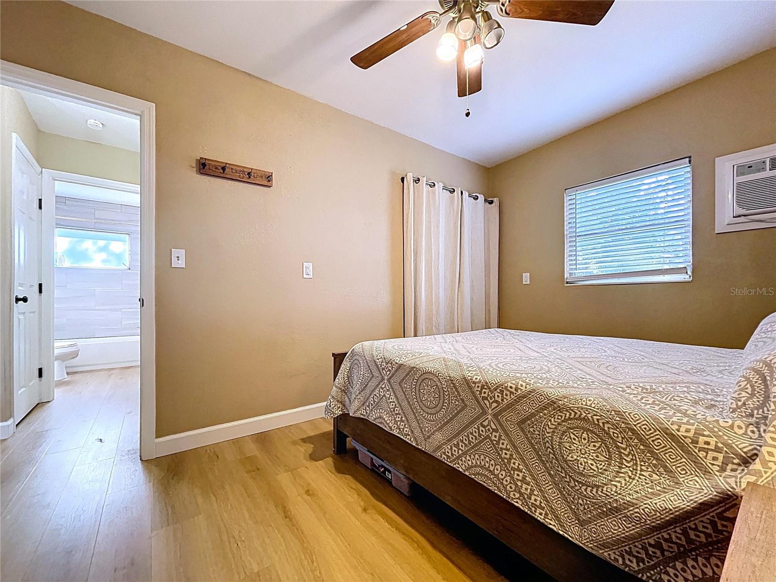 4042 ARKANSAS AVE NE, ST PETERSBURG, FL — photo 22