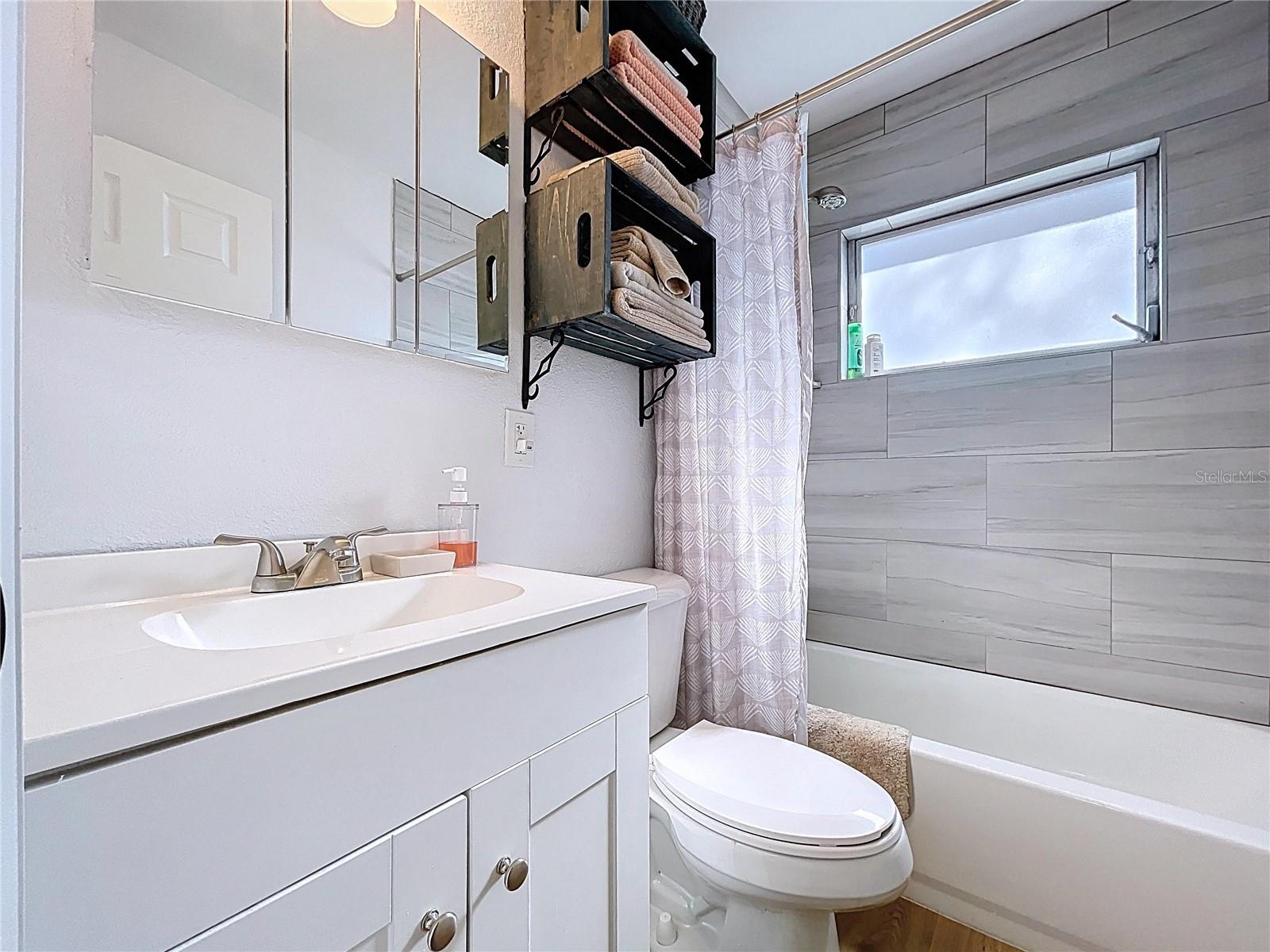 4042 ARKANSAS AVE NE, ST PETERSBURG, FL — photo 24