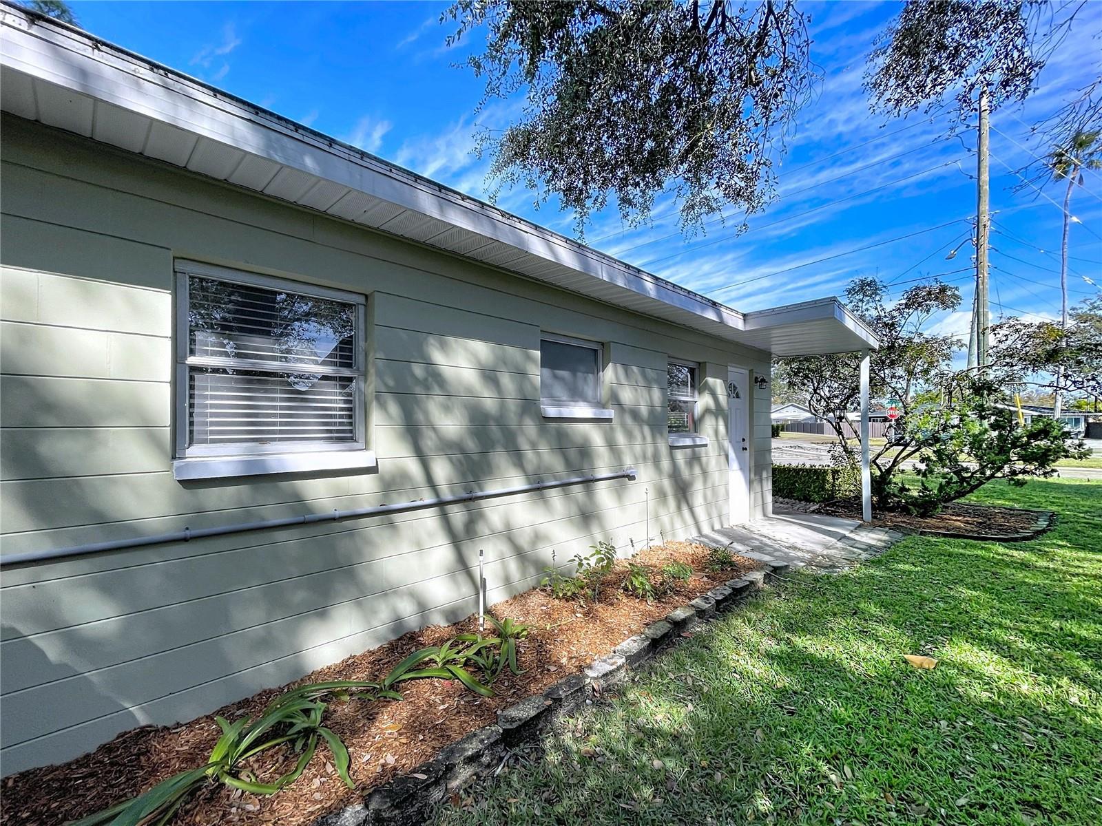 4042 ARKANSAS AVE NE, ST PETERSBURG, FL — photo 32