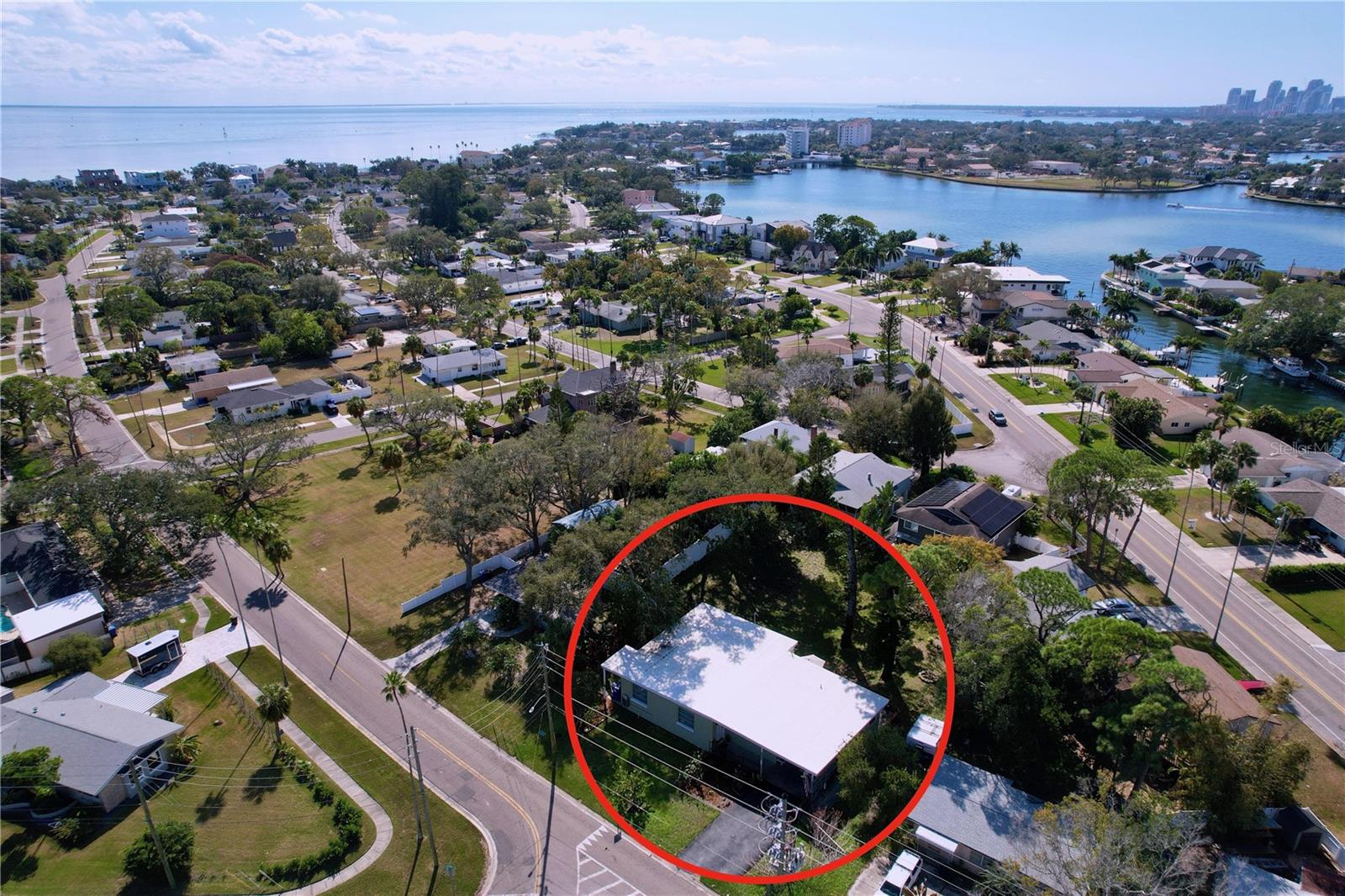 4042 ARKANSAS AVE NE, ST PETERSBURG, FL — photo 38
