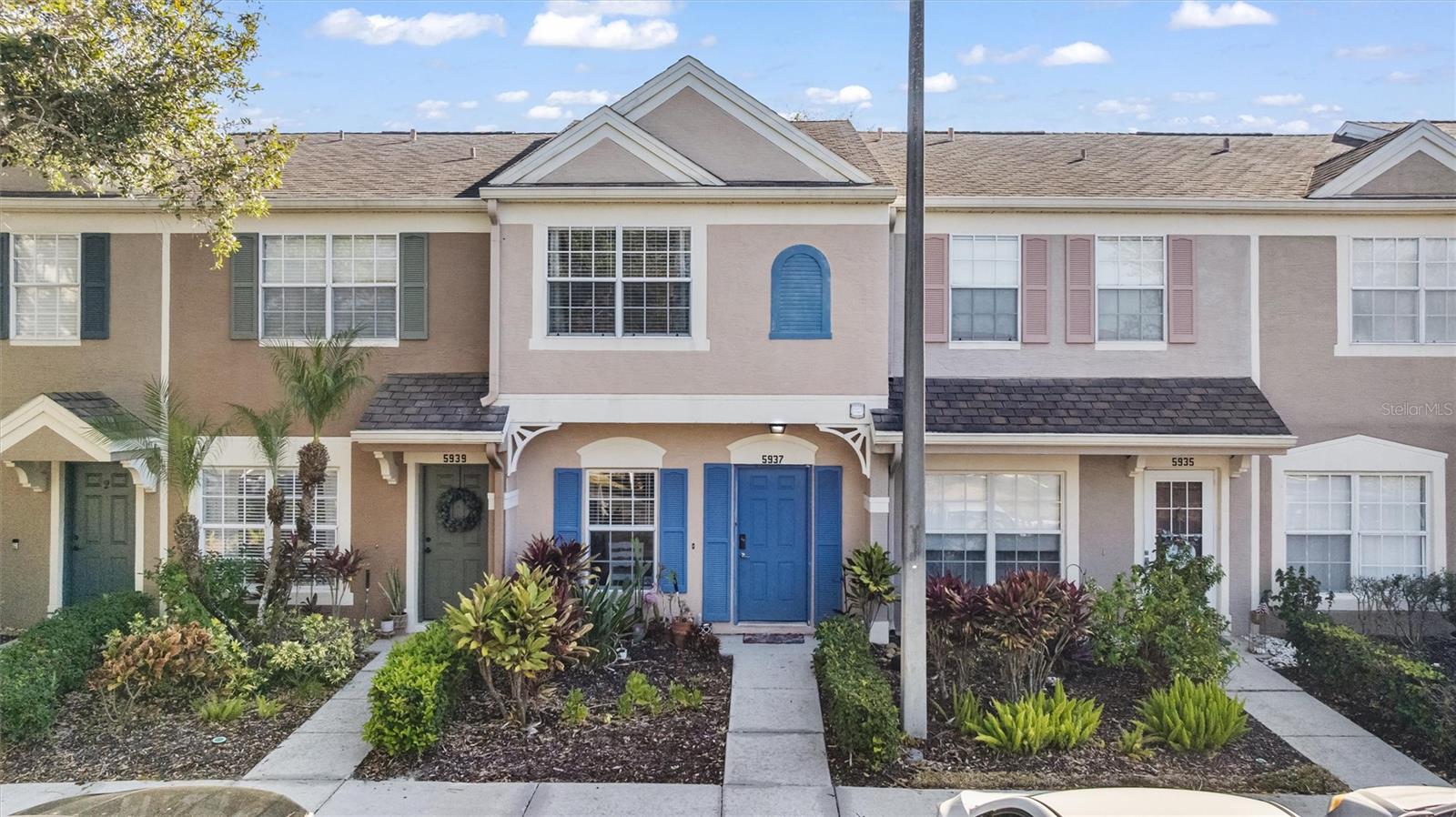 5937 BAYSIDE KEY DR, TAMPA, FL