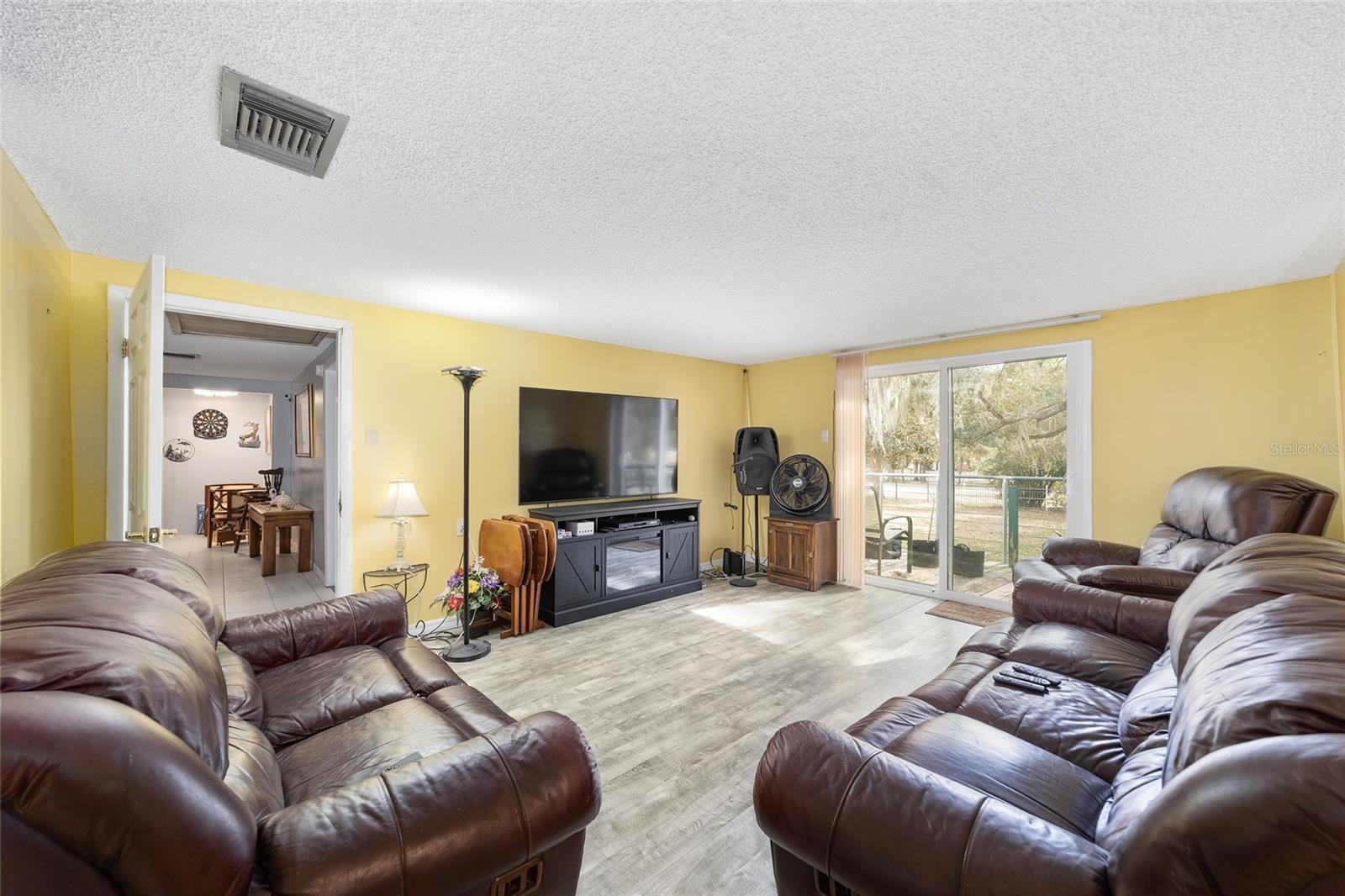 7075 SE HIGHWAY 25A, BELLEVIEW, FL — photo 6