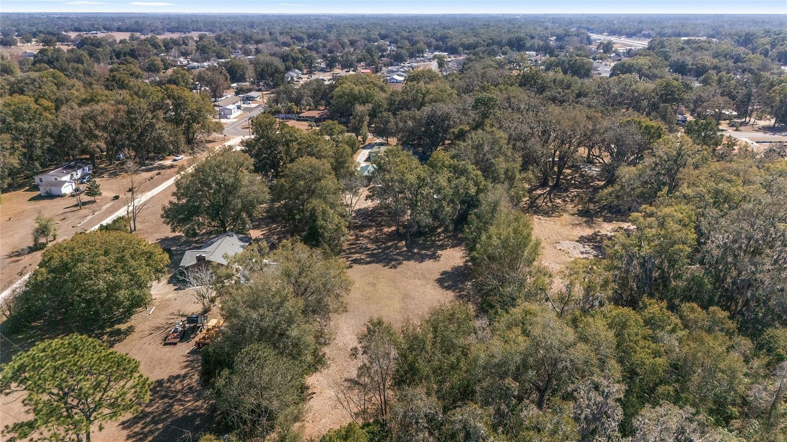 7075 SE HIGHWAY 25A, BELLEVIEW, FL — photo 36