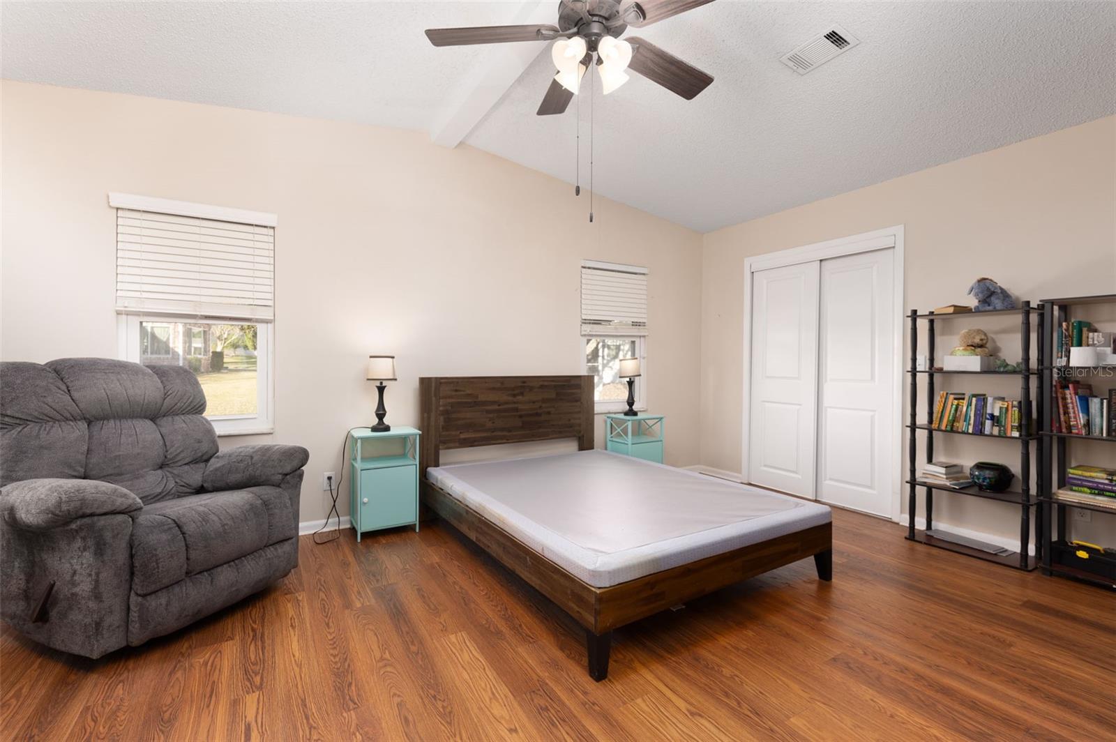 605 RAINBOW BLVD, LADY LAKE, FL — photo 20