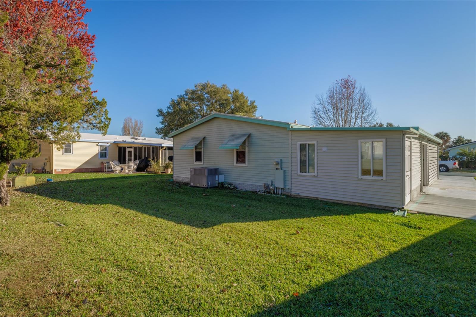 605 RAINBOW BLVD, LADY LAKE, FL — photo 53