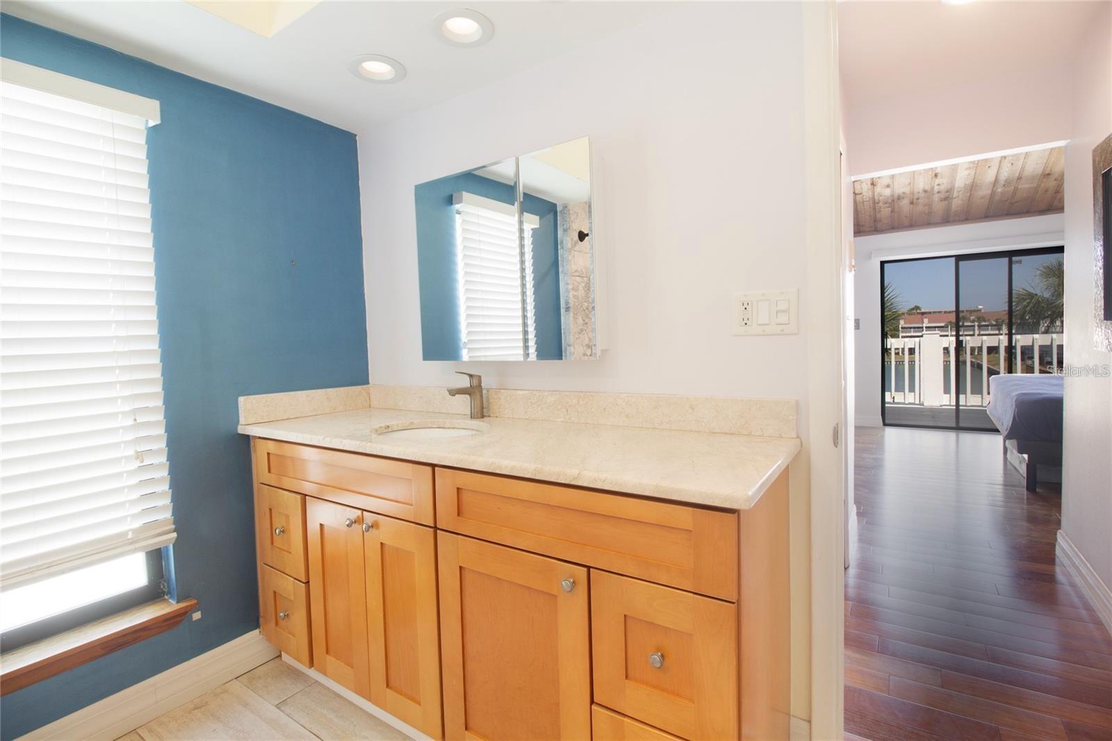 12140 CAPRI CIR S #709, TREASURE ISLAND, FL — photo 25