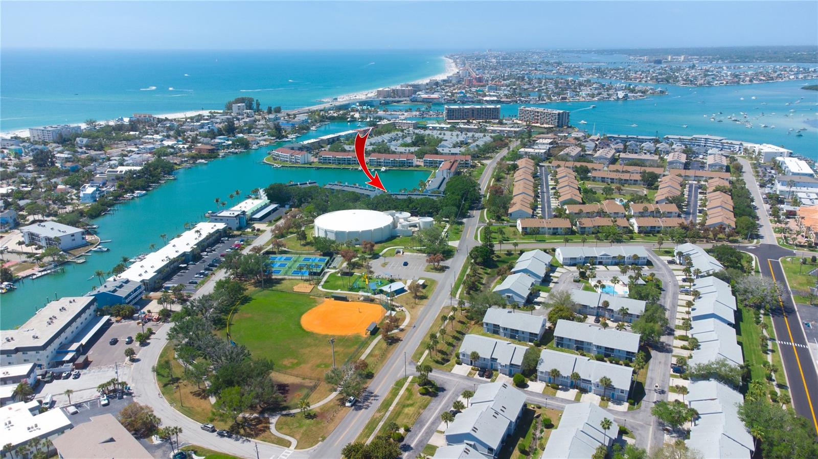 12140 CAPRI CIR S #709, TREASURE ISLAND, FL — photo 4