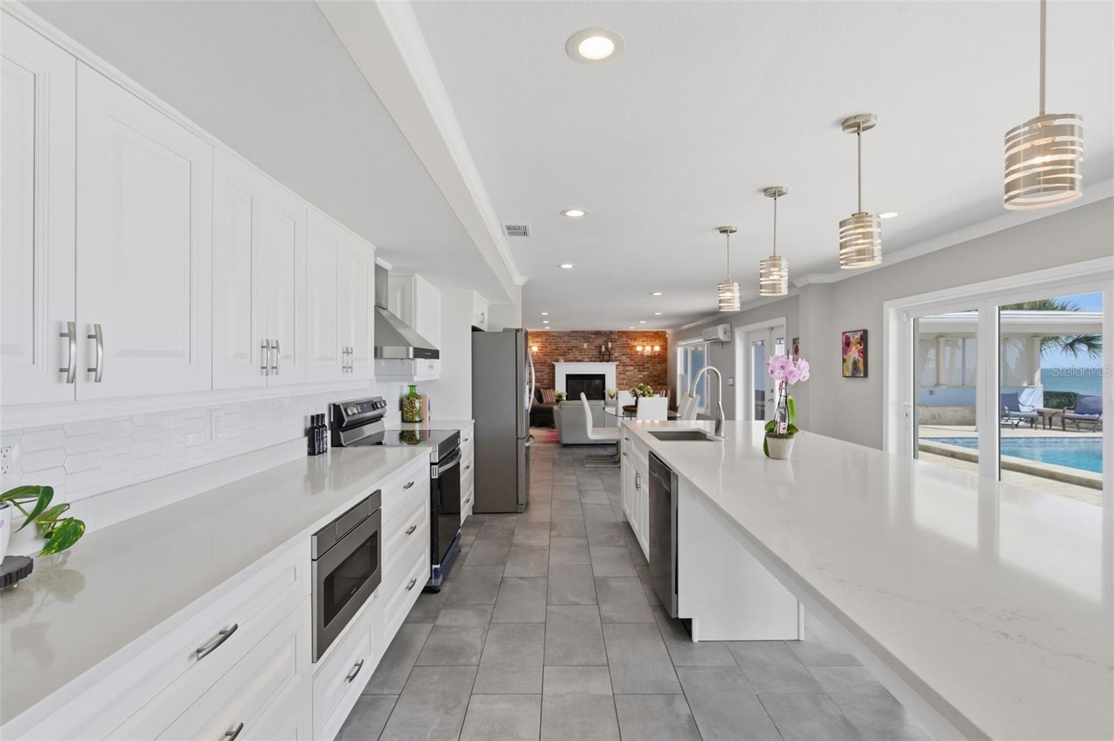 2928 68TH AVE S, ST PETERSBURG, FL — photo 22