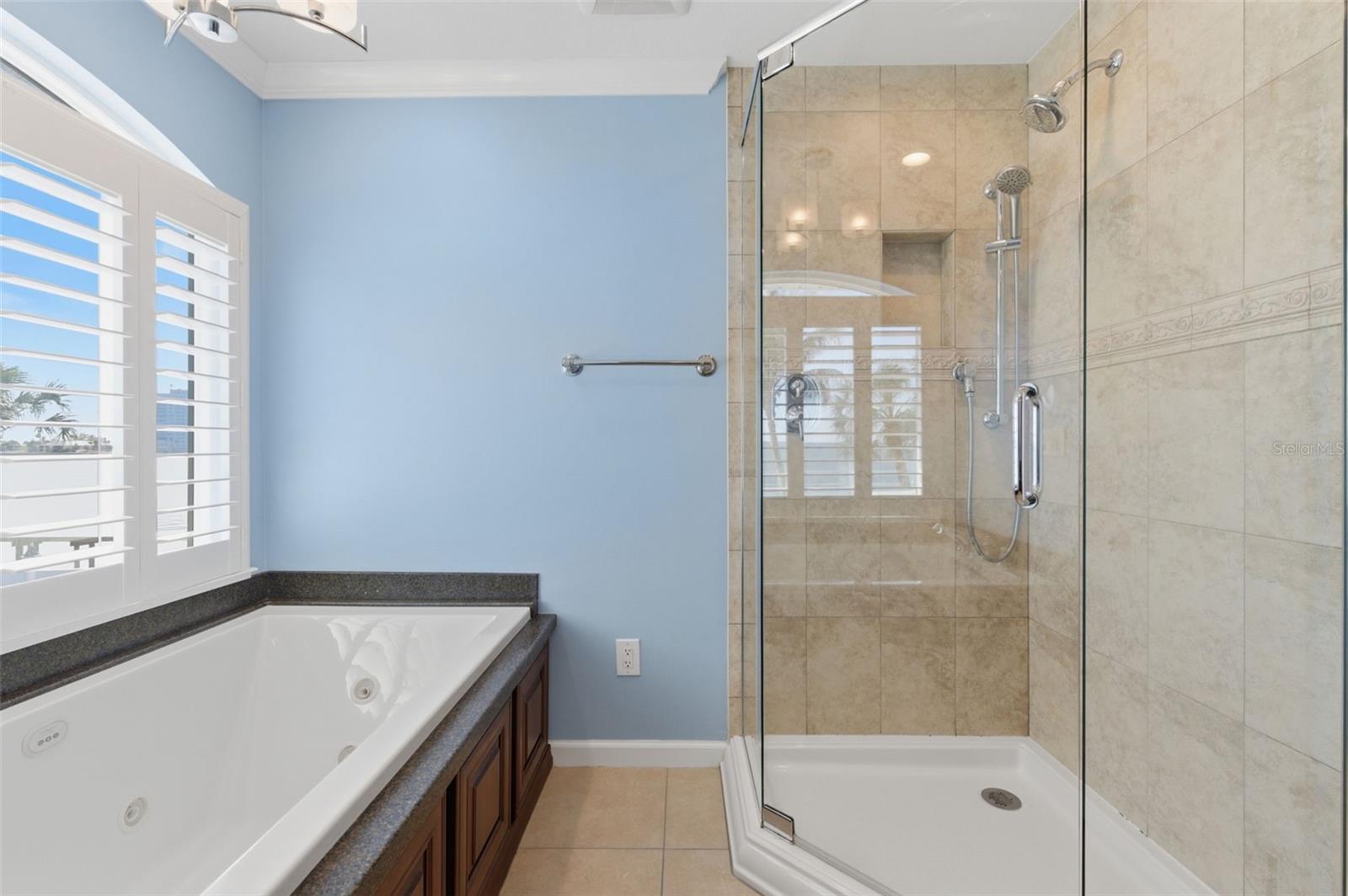 2928 68TH AVE S, ST PETERSBURG, FL — photo 43