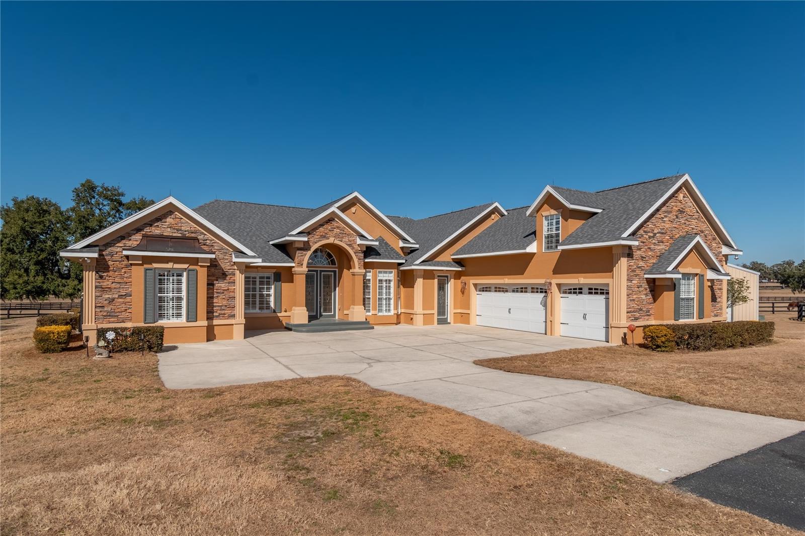 12610 NW GAINESVILLE RD, REDDICK, FL — photo 10