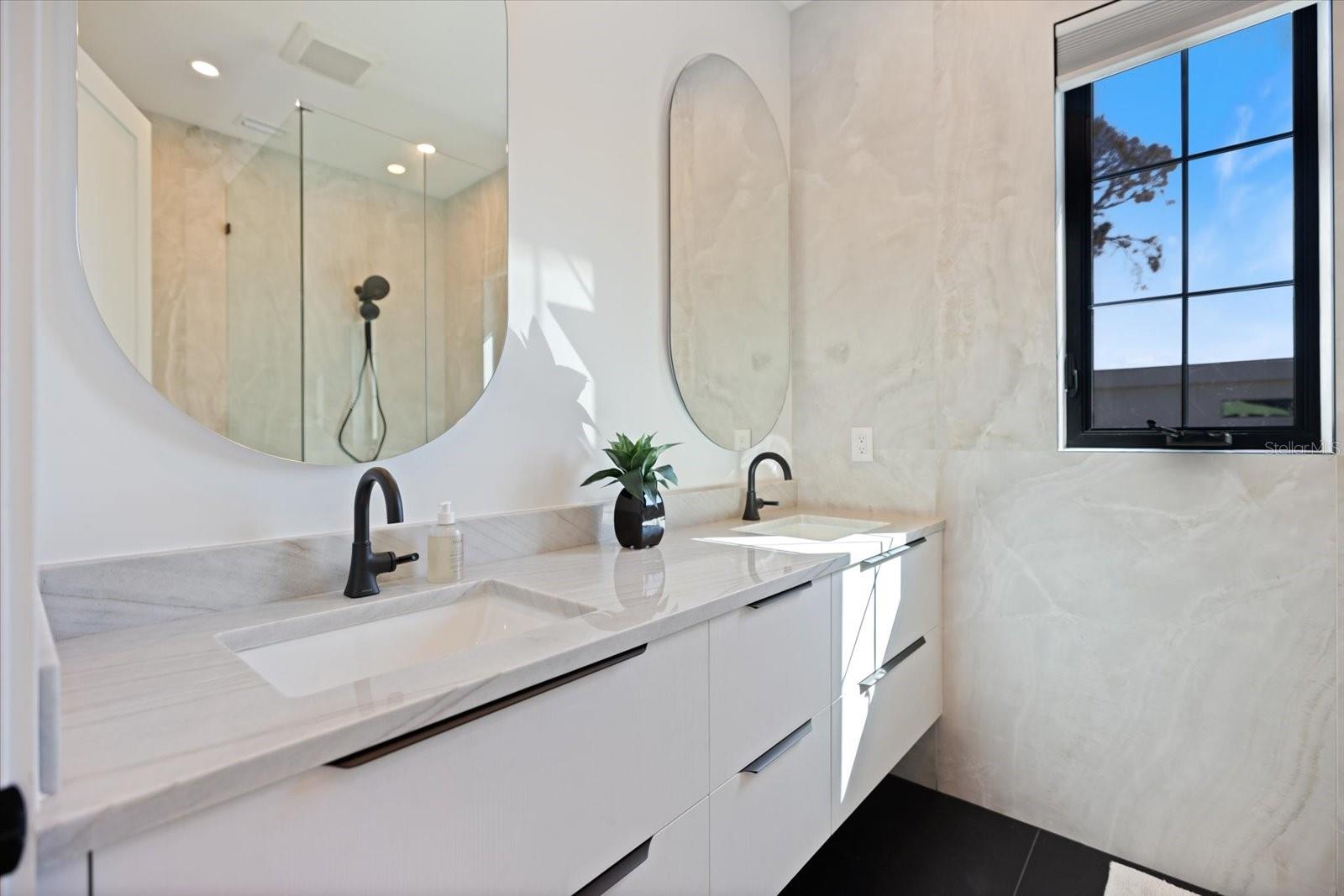 2045 GOLDENROD ST, SARASOTA, FL — photo 29