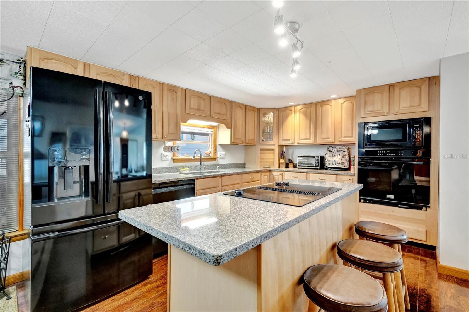 132 W SAINT LUCIA LOOP, APOLLO BEACH, FL — photo 4