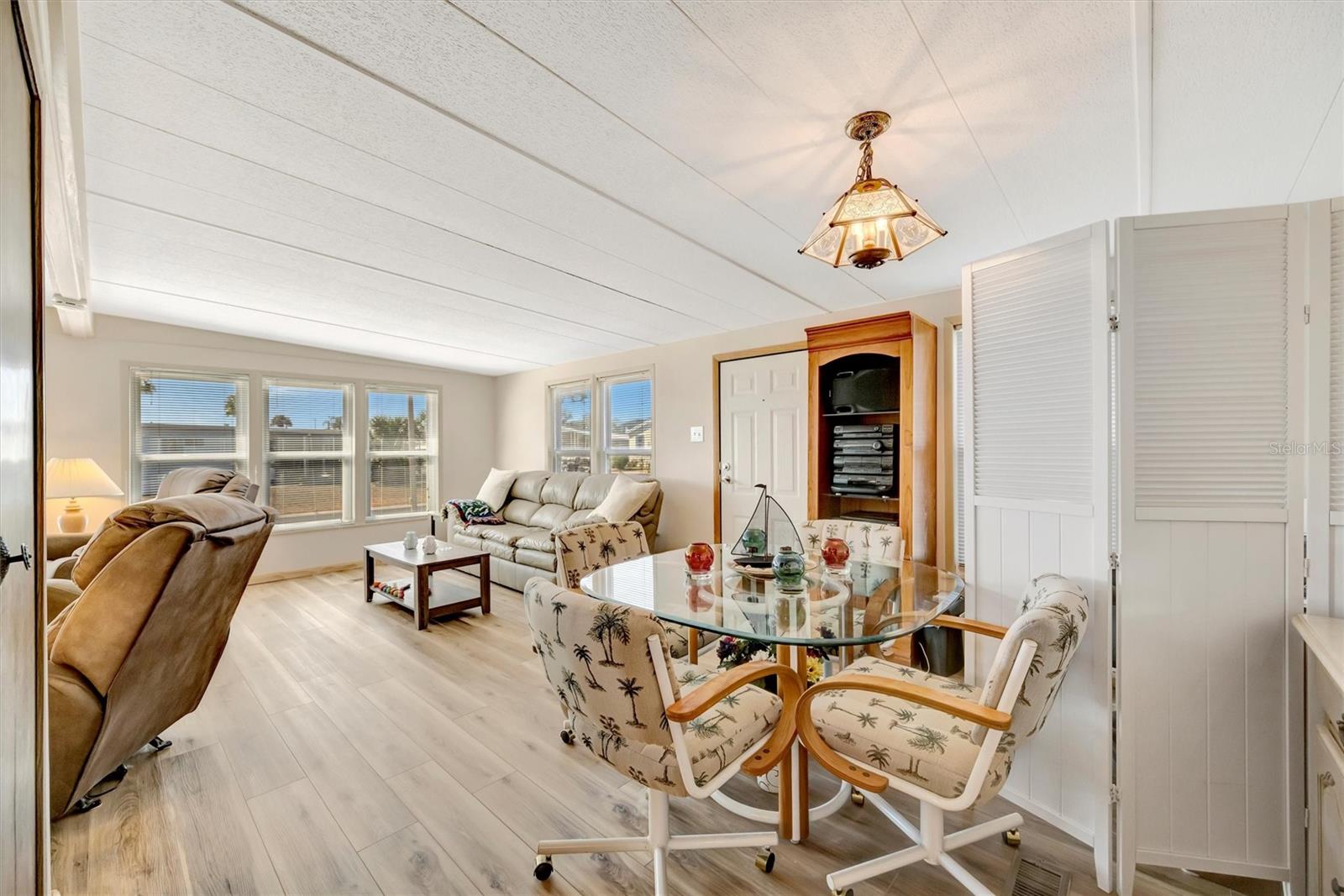132 W SAINT LUCIA LOOP, APOLLO BEACH, FL — photo 16
